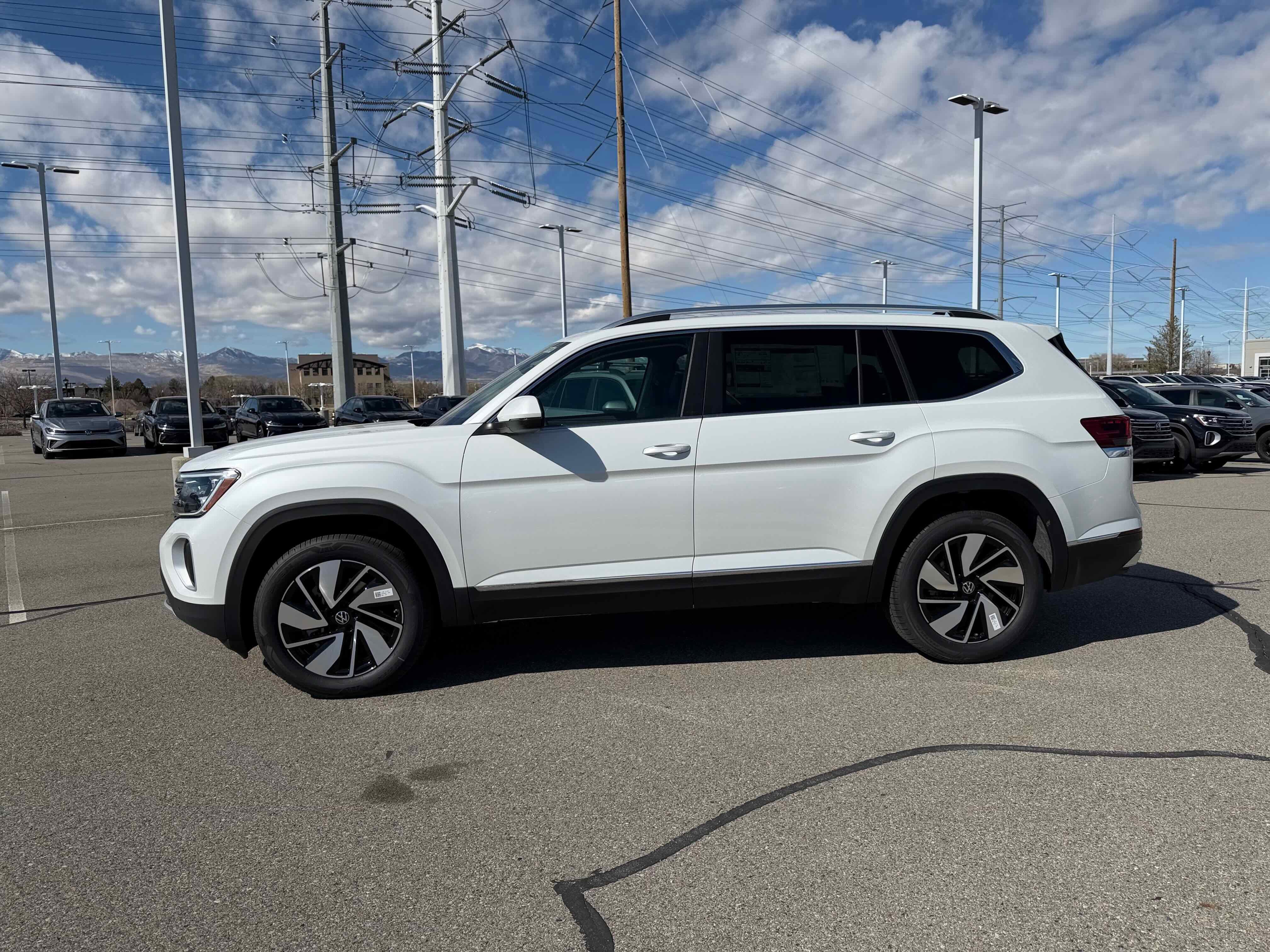 2026 Volkswagen Atlas 2.0T SEL