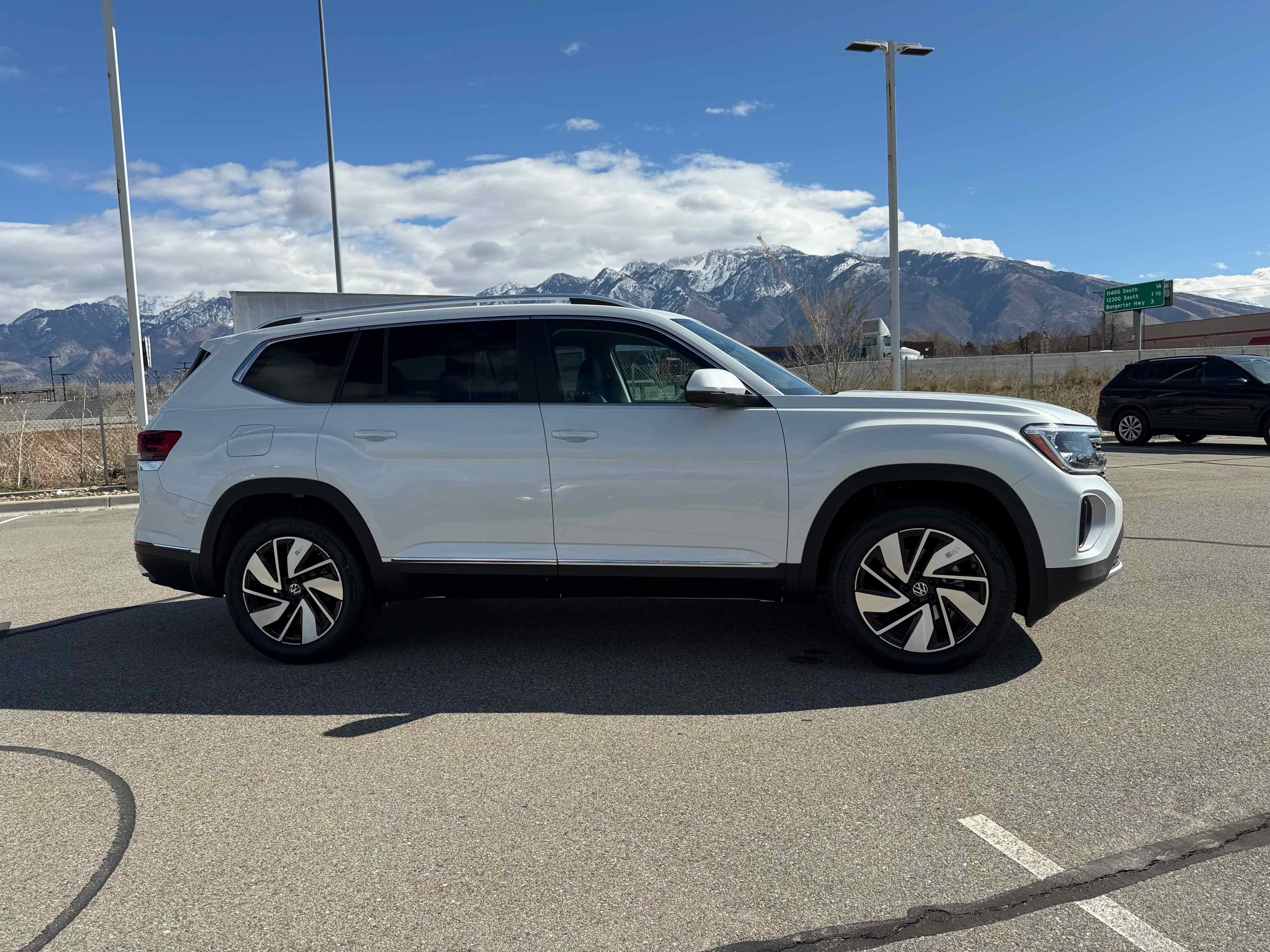 2026 Volkswagen Atlas 2.0T SEL