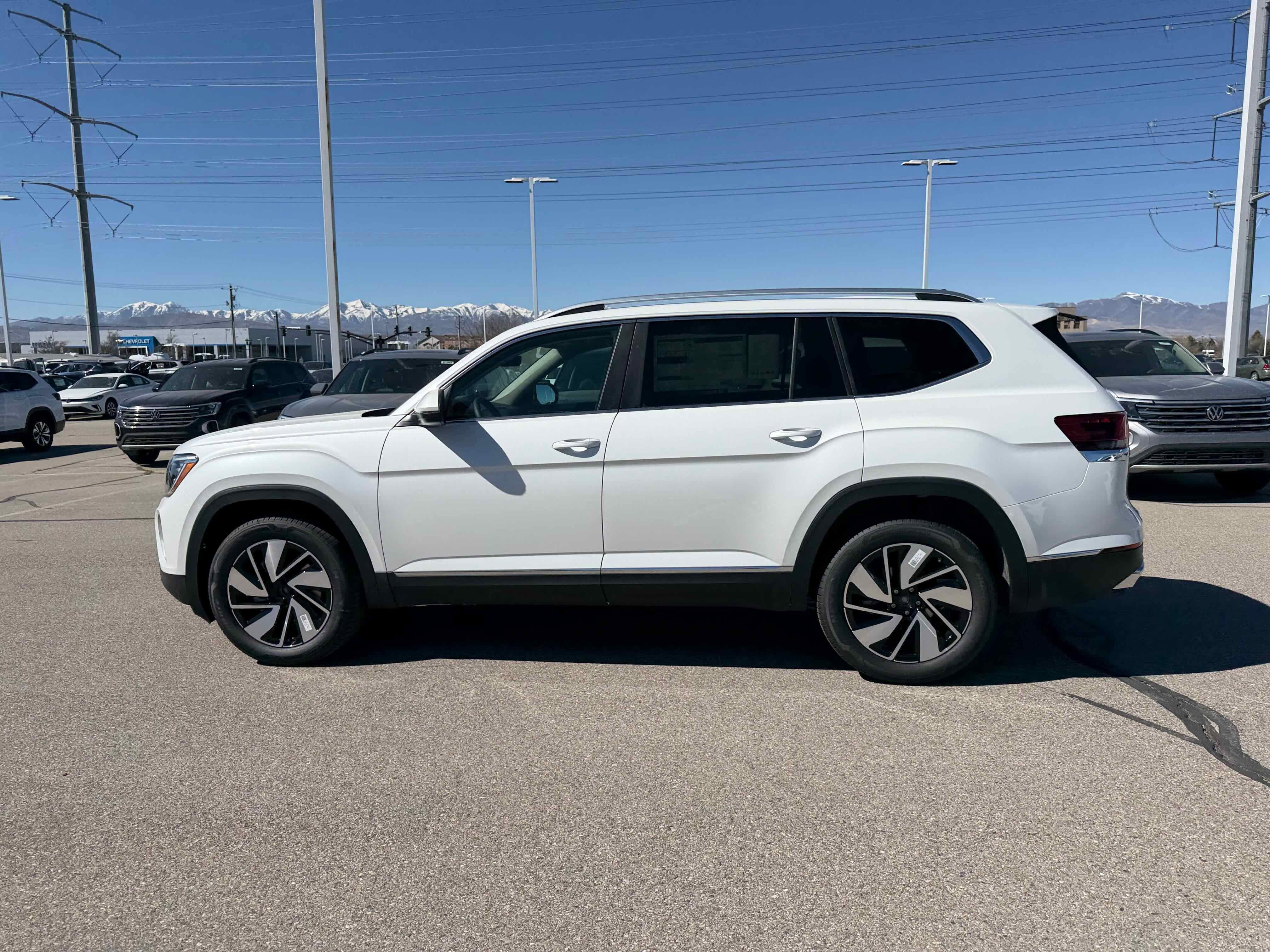 2026 Volkswagen Atlas 2.0T SEL