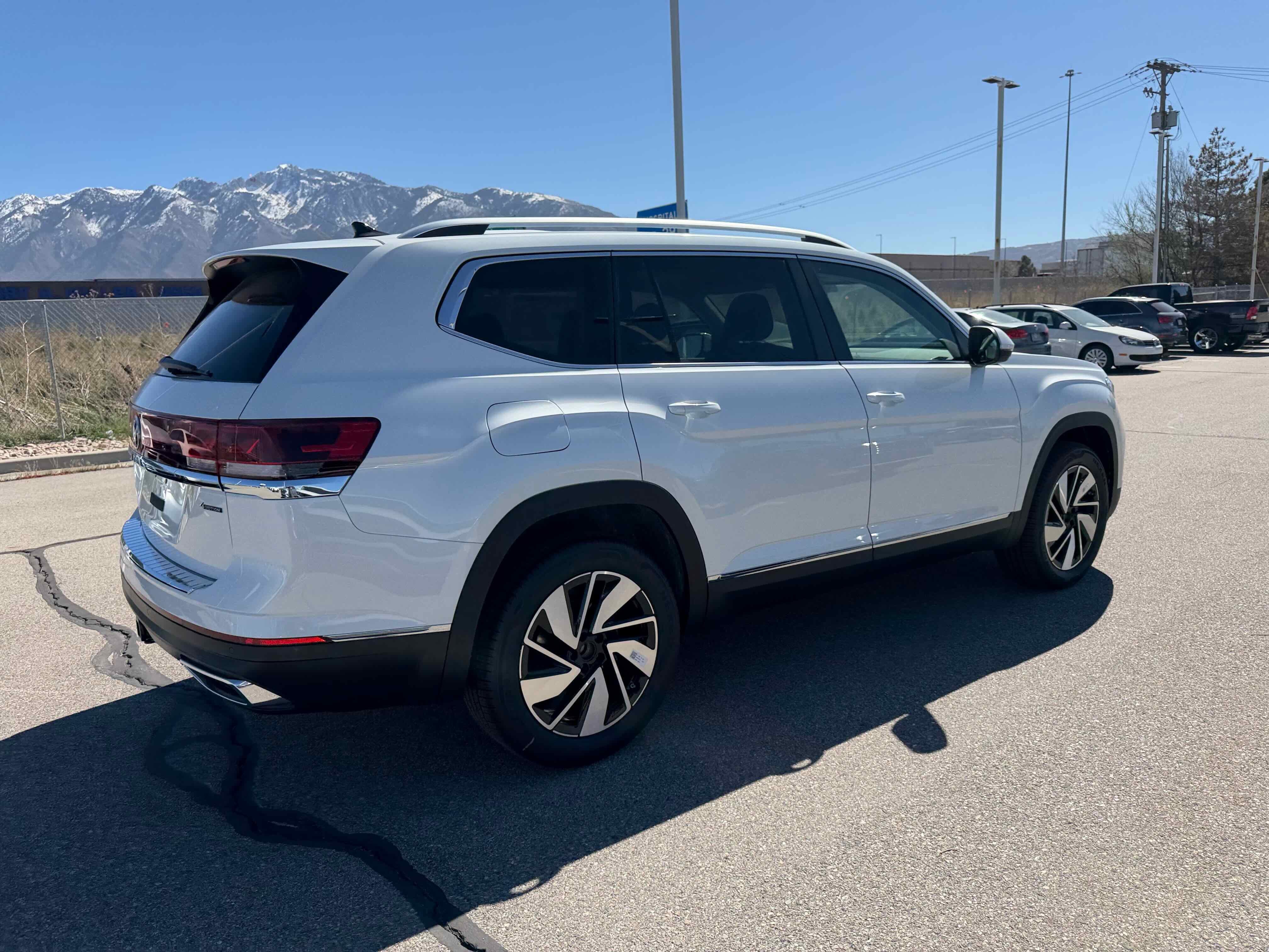 2026 Volkswagen Atlas 2.0T SEL