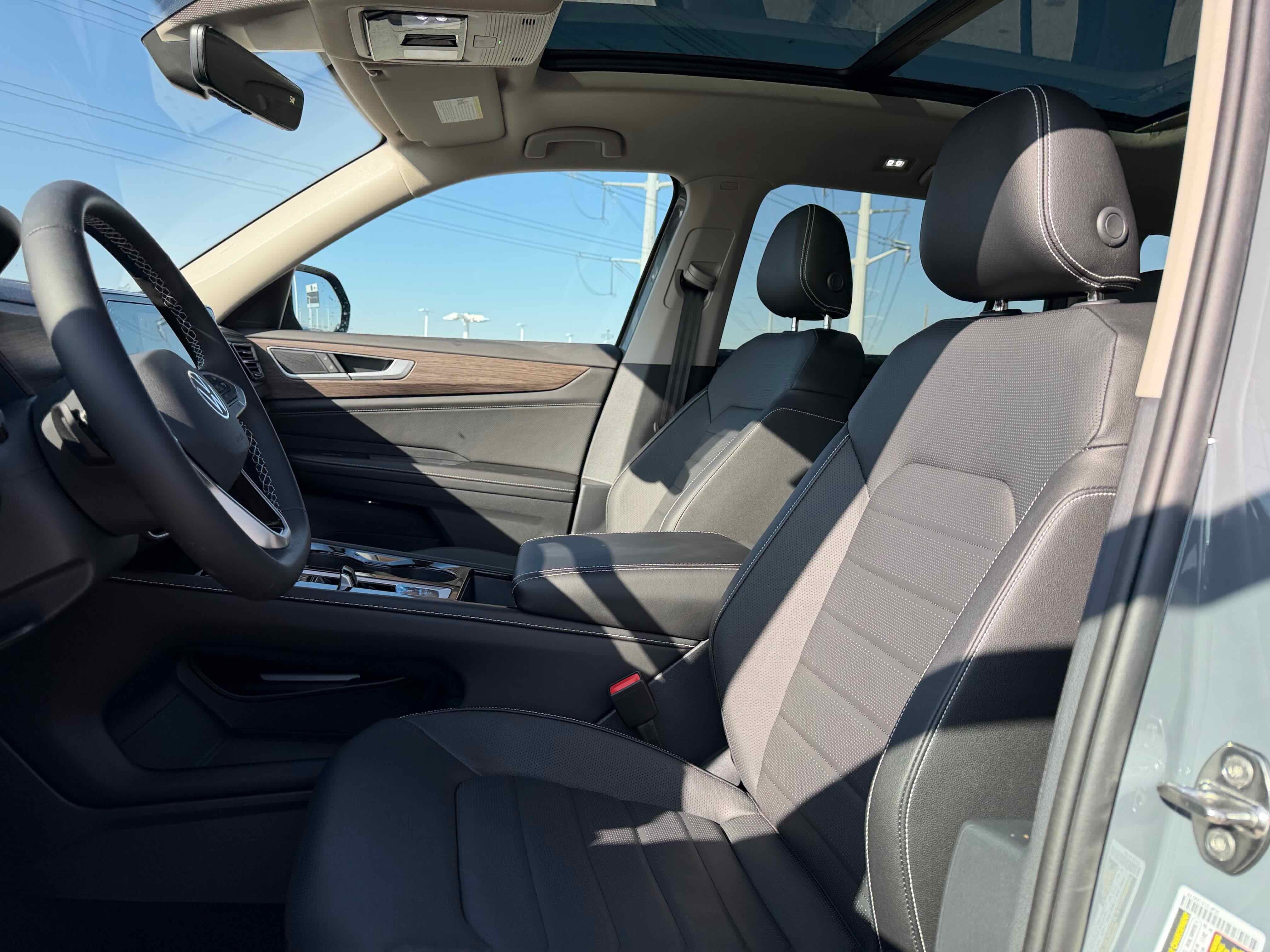 2026 Volkswagen Atlas 2.0T SEL