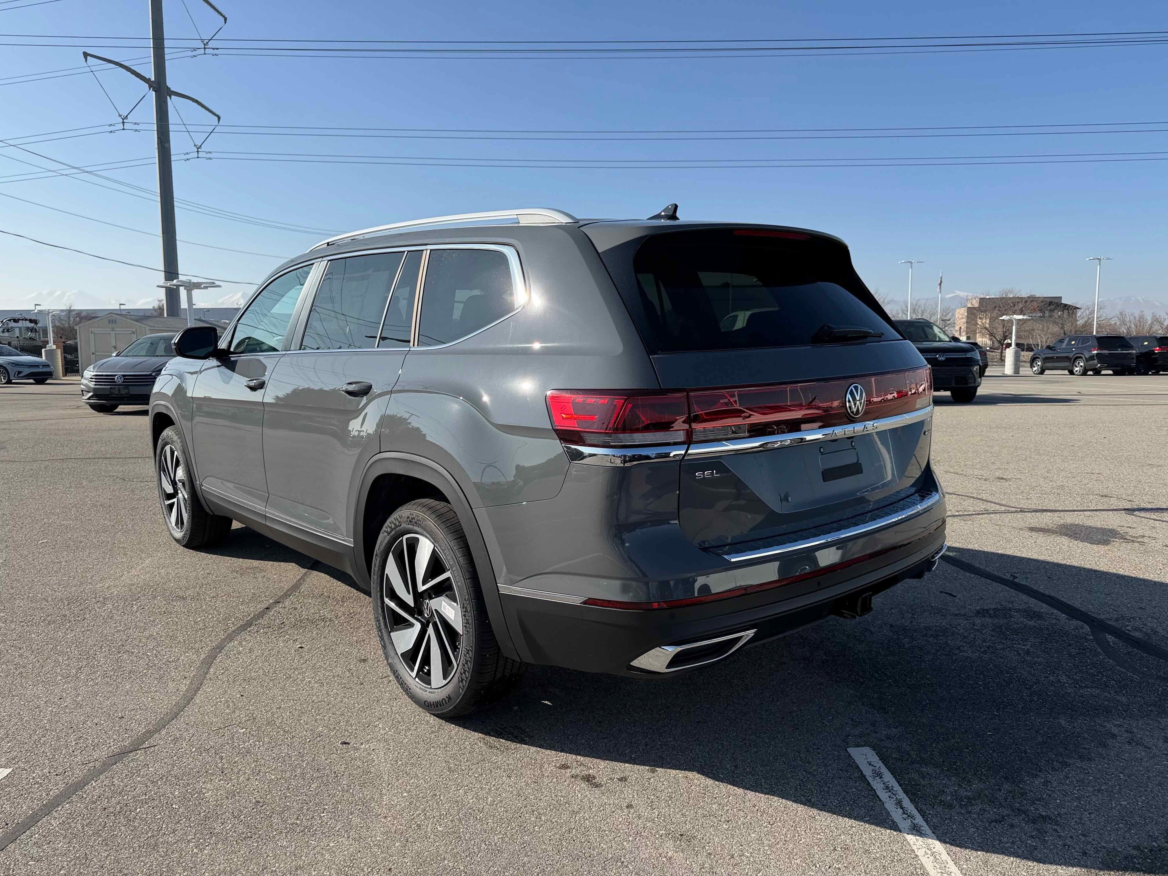 2026 Volkswagen Atlas 2.0T SEL