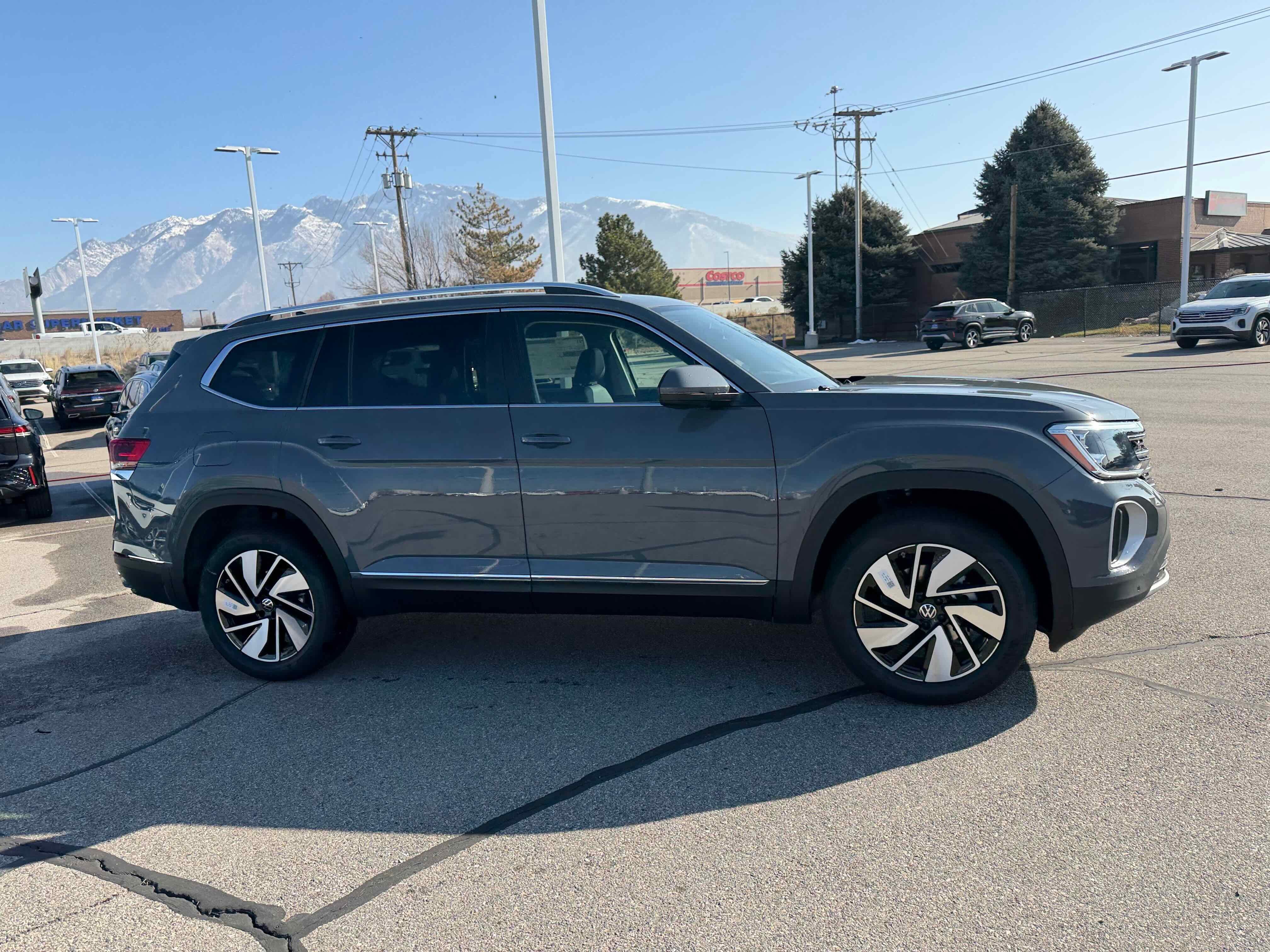 2026 Volkswagen Atlas 2.0T SEL