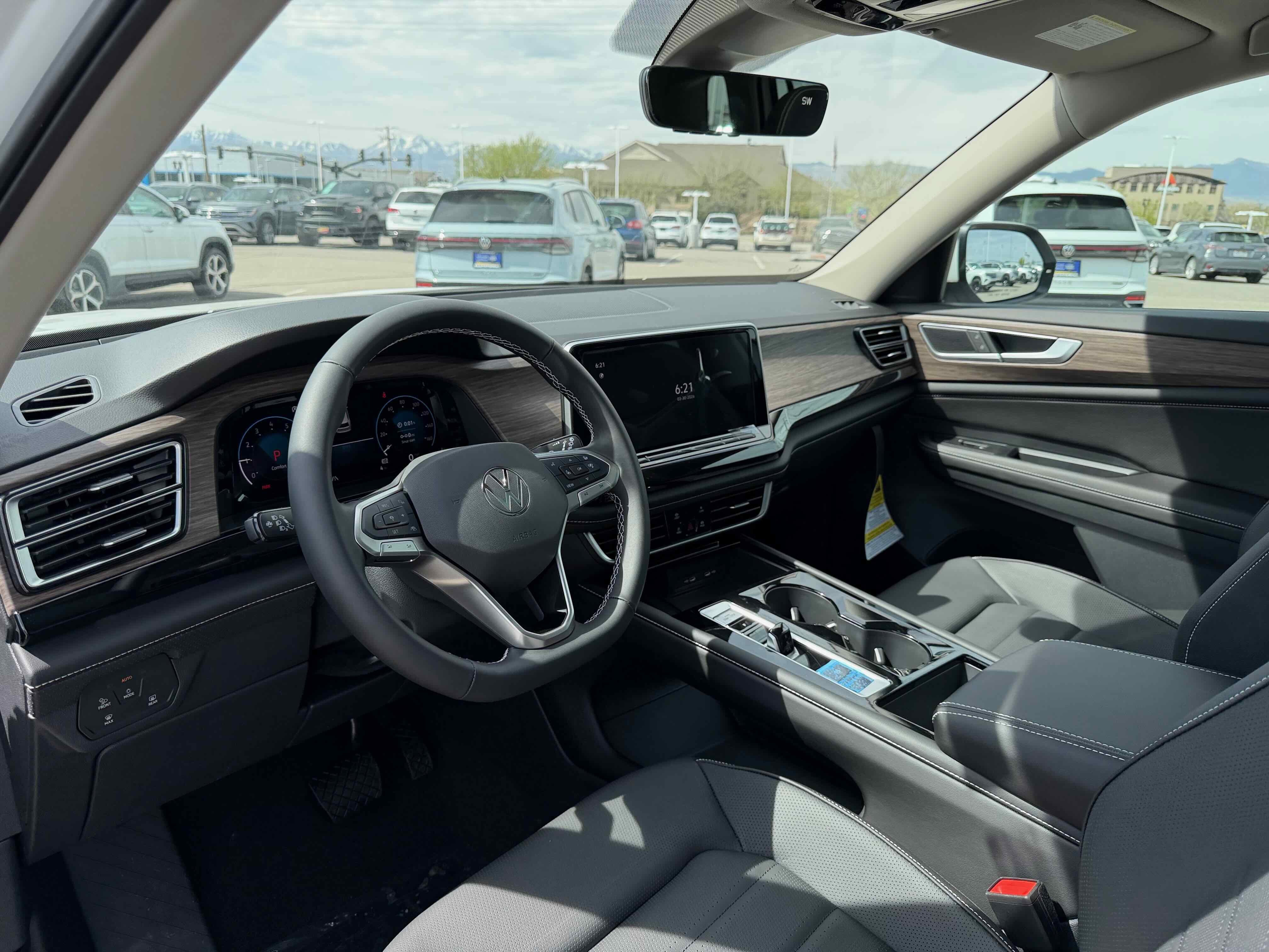 2026 Volkswagen Atlas 2.0T SEL