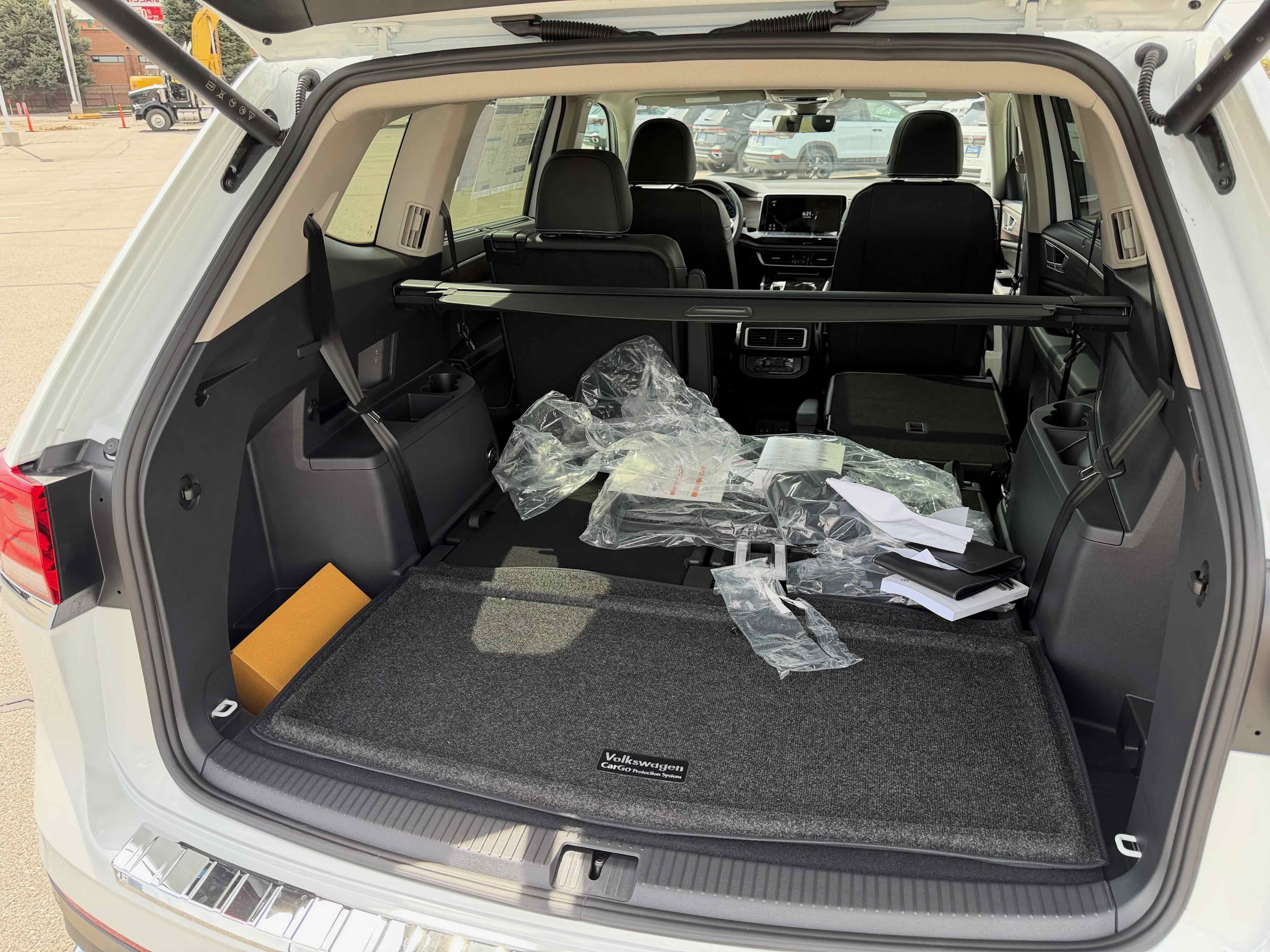 2026 Volkswagen Atlas 2.0T SEL