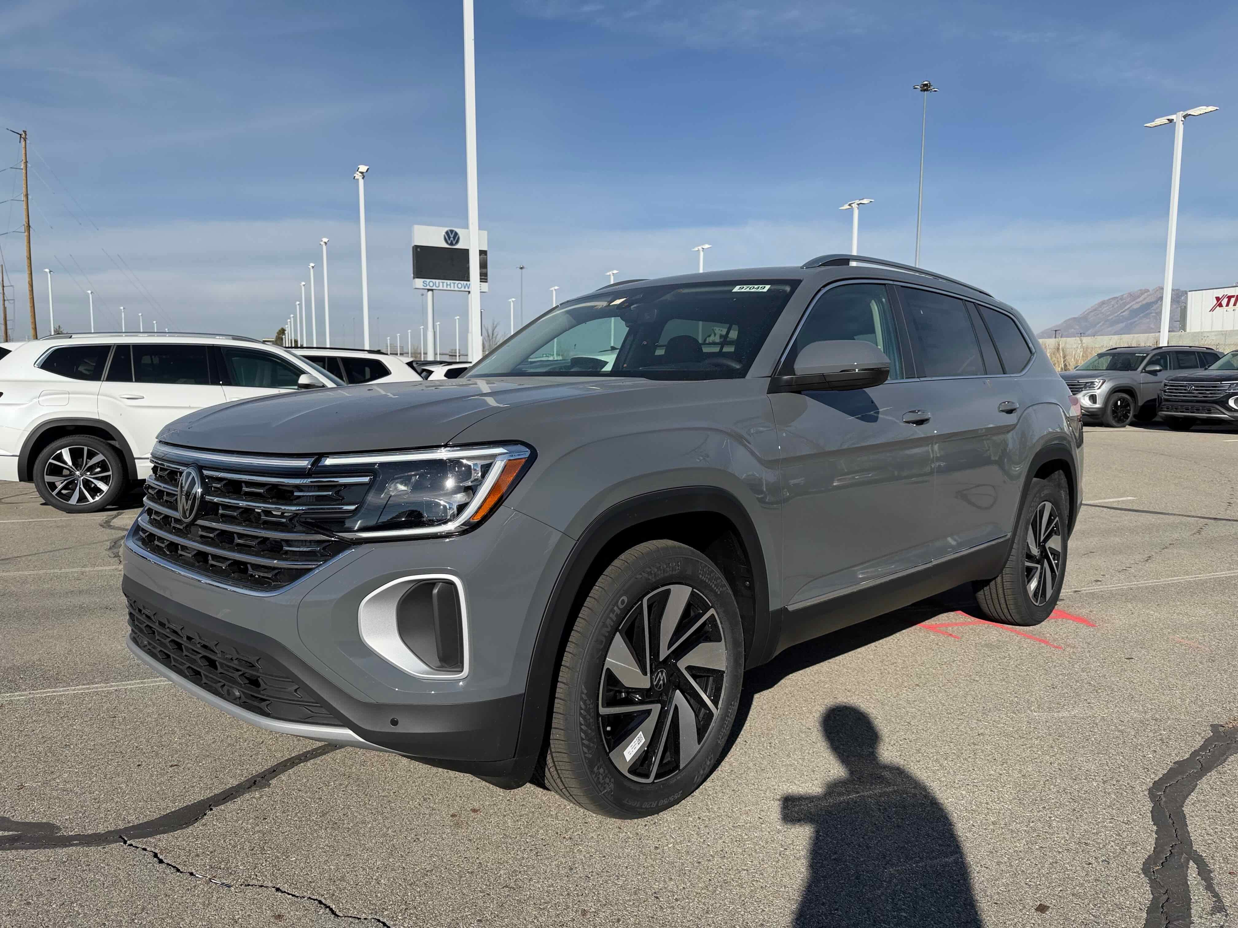 2026 Volkswagen Atlas 2.0T SEL