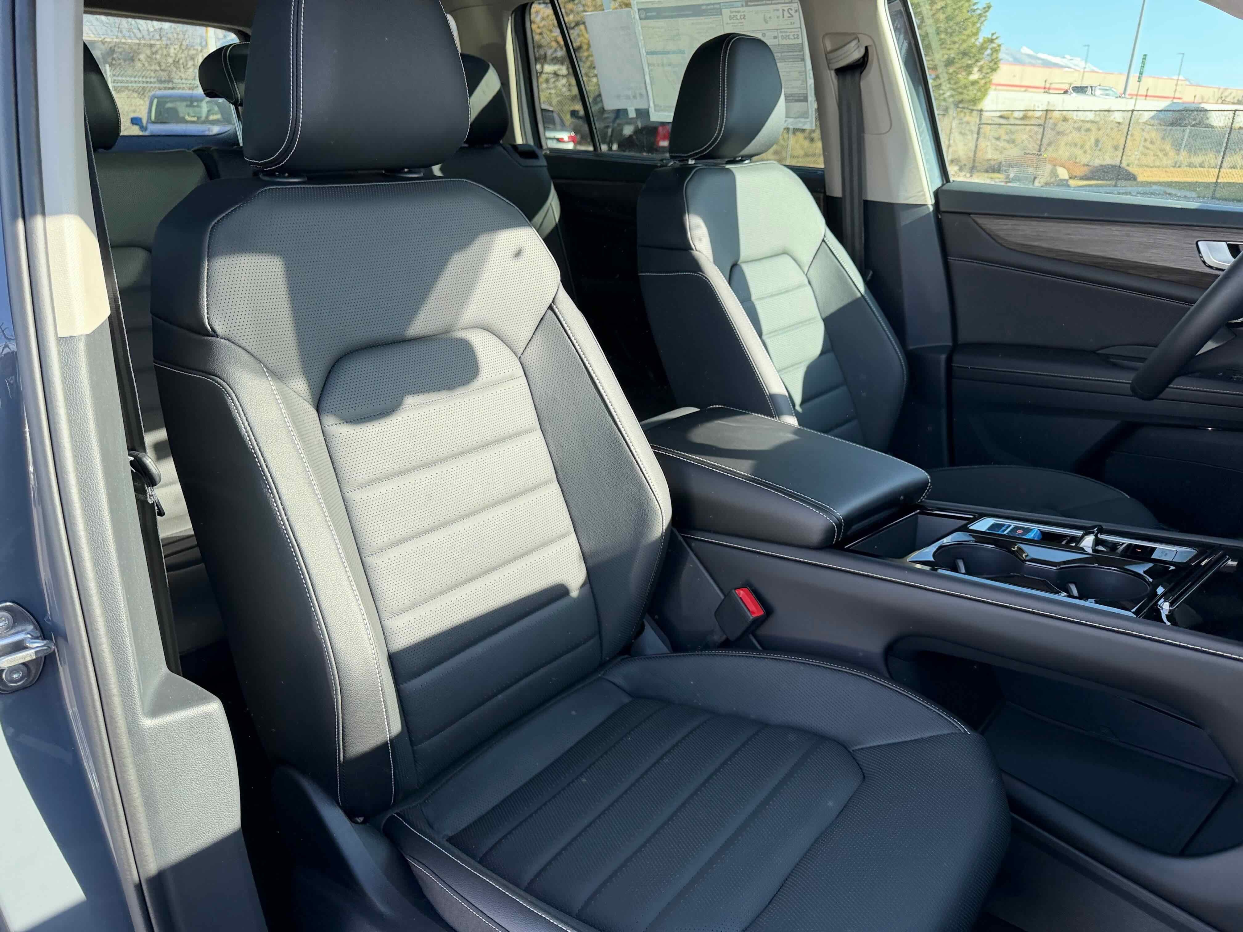 2026 Volkswagen Atlas 2.0T SEL