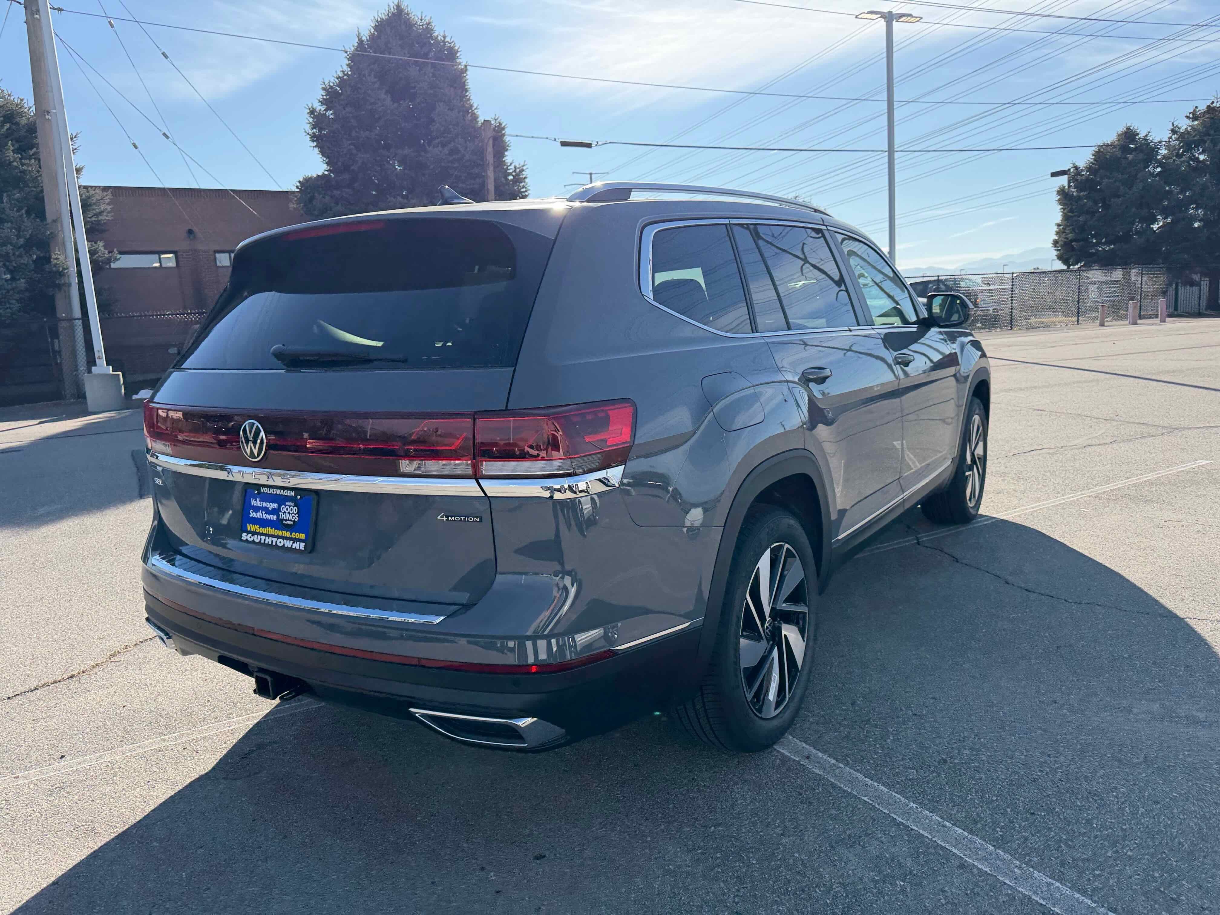 2026 Volkswagen Atlas 2.0T SEL