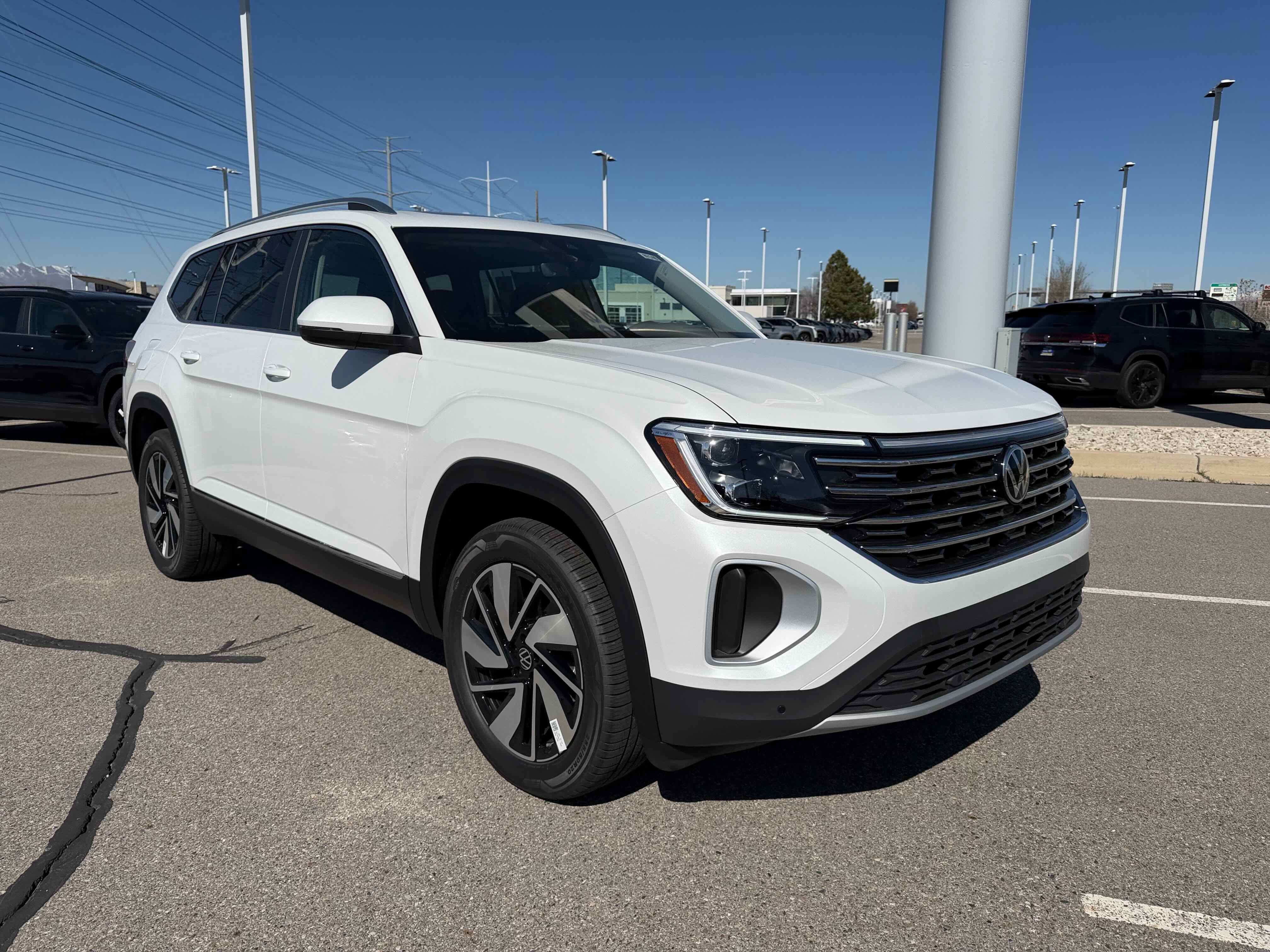 2026 Volkswagen Atlas 2.0T SEL