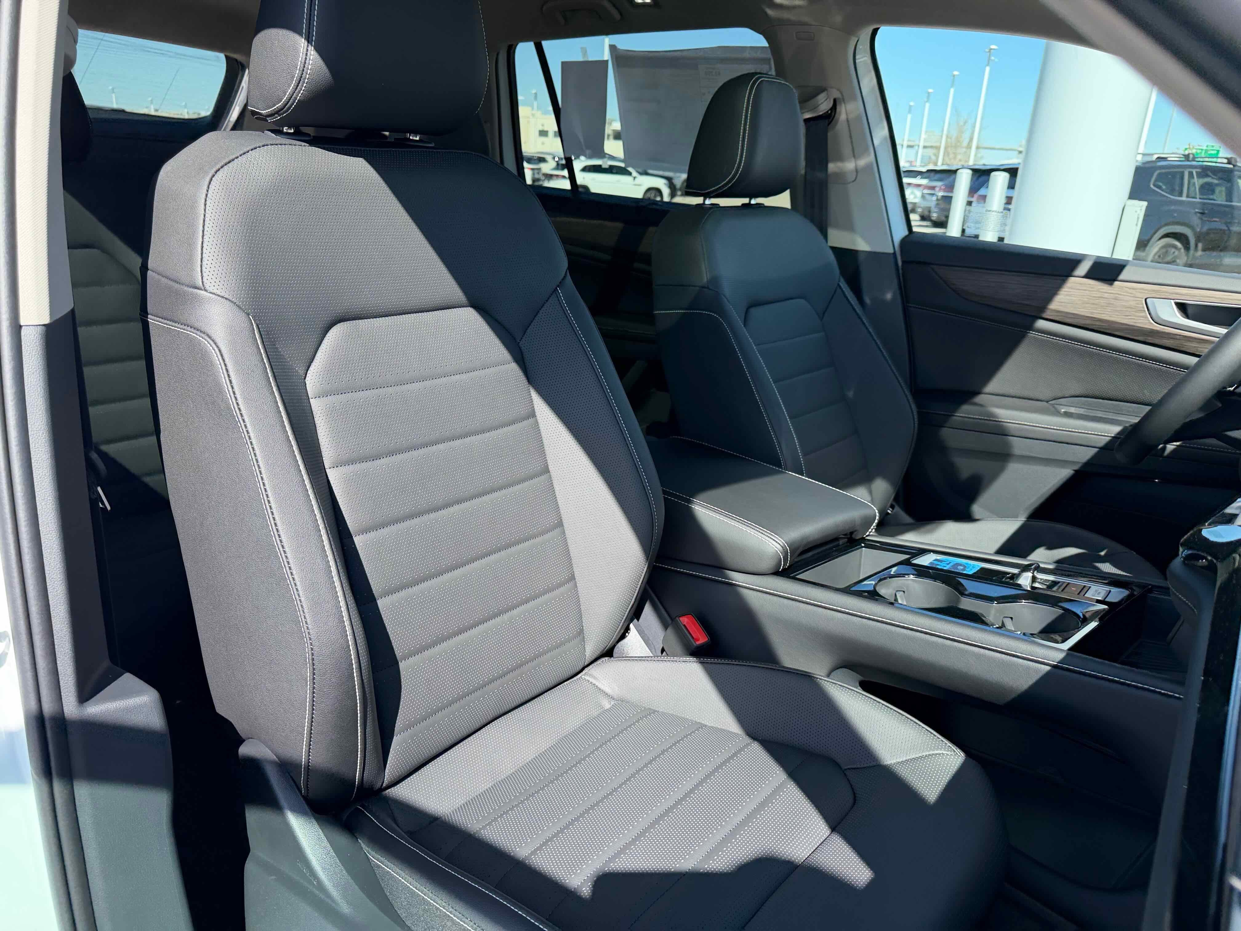 2026 Volkswagen Atlas 2.0T SEL