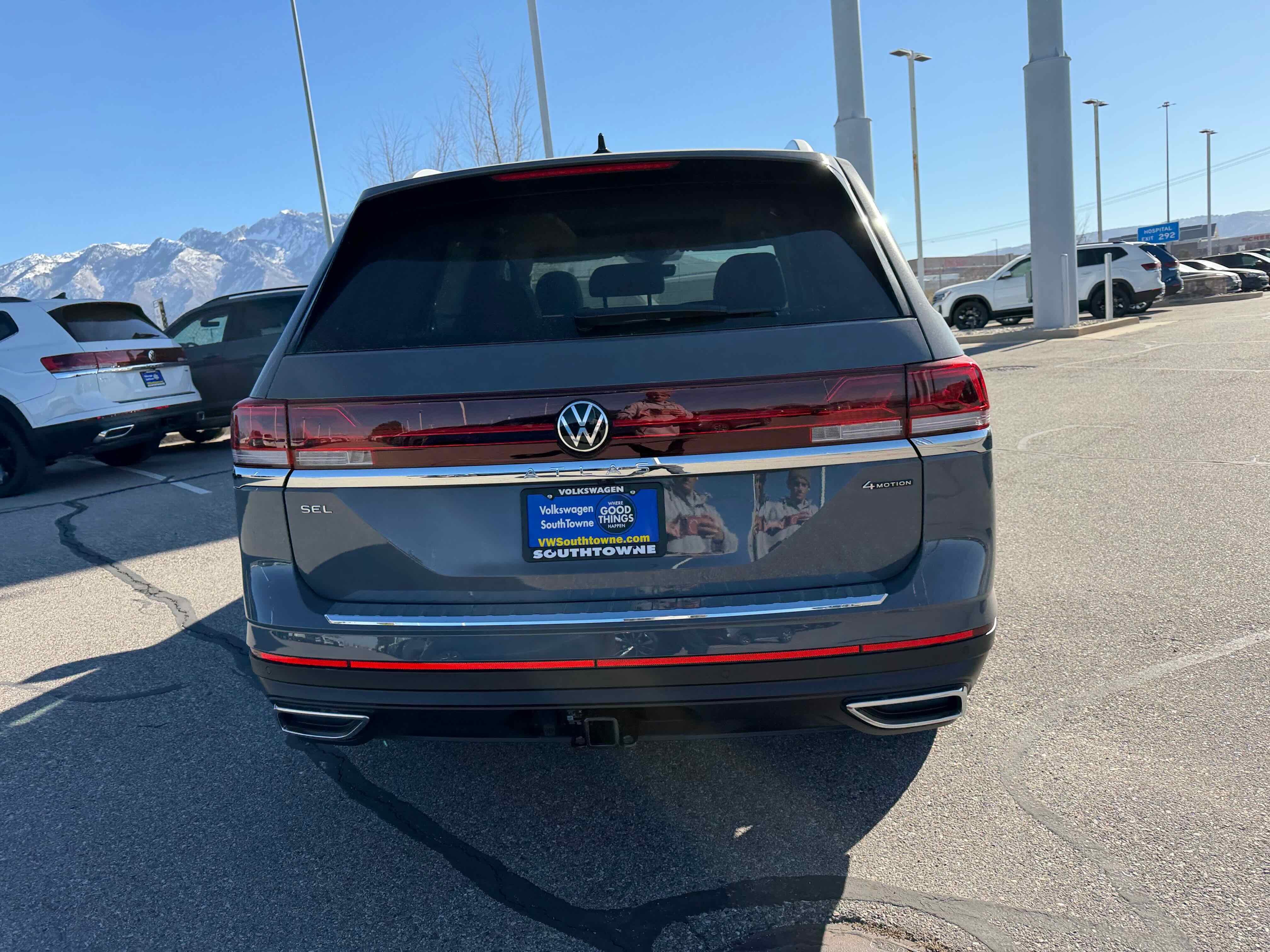 2026 Volkswagen Atlas 2.0T SEL