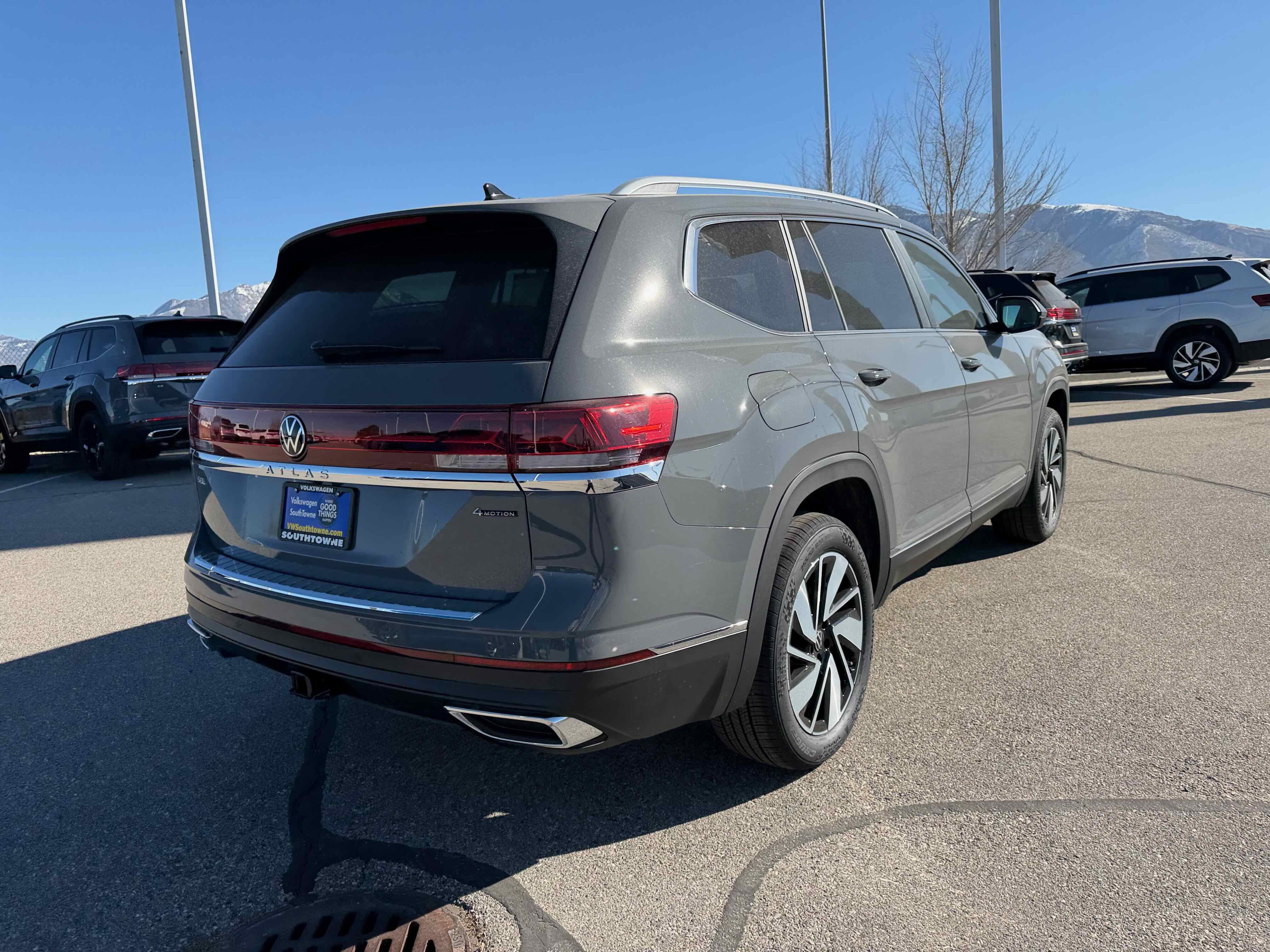 2026 Volkswagen Atlas 2.0T SEL