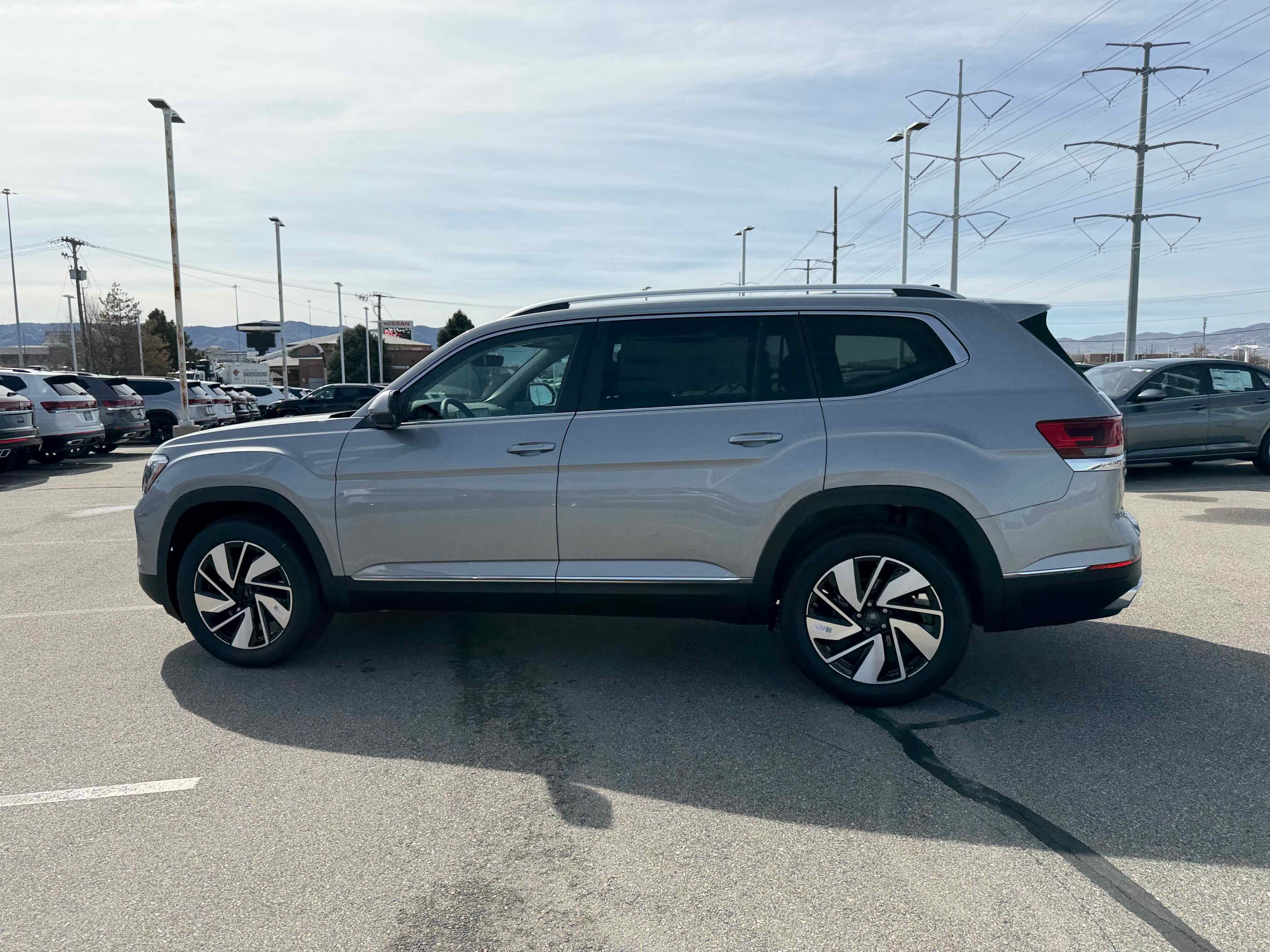 2026 Volkswagen Atlas 2.0T SEL