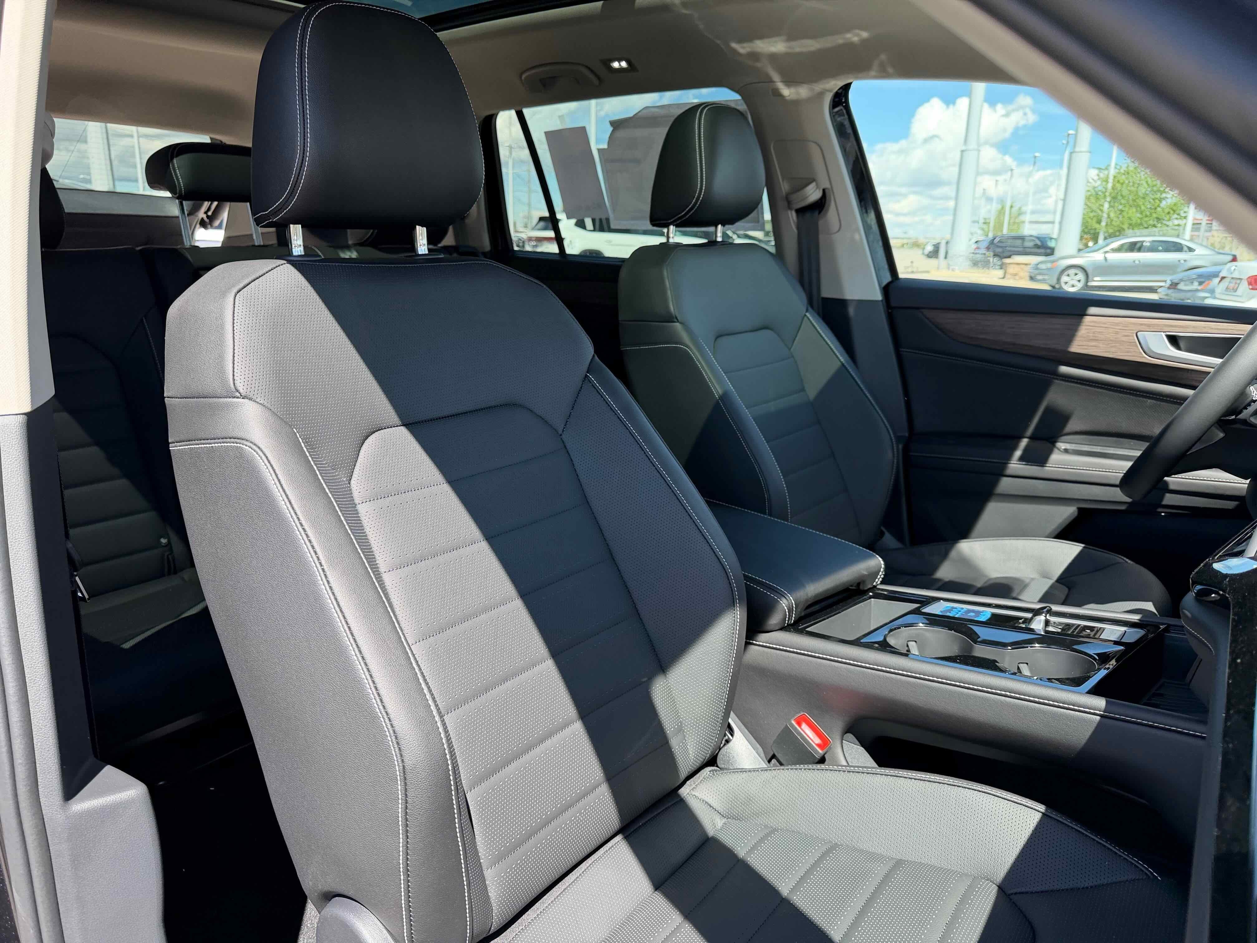 2026 Volkswagen Atlas 2.0T SEL