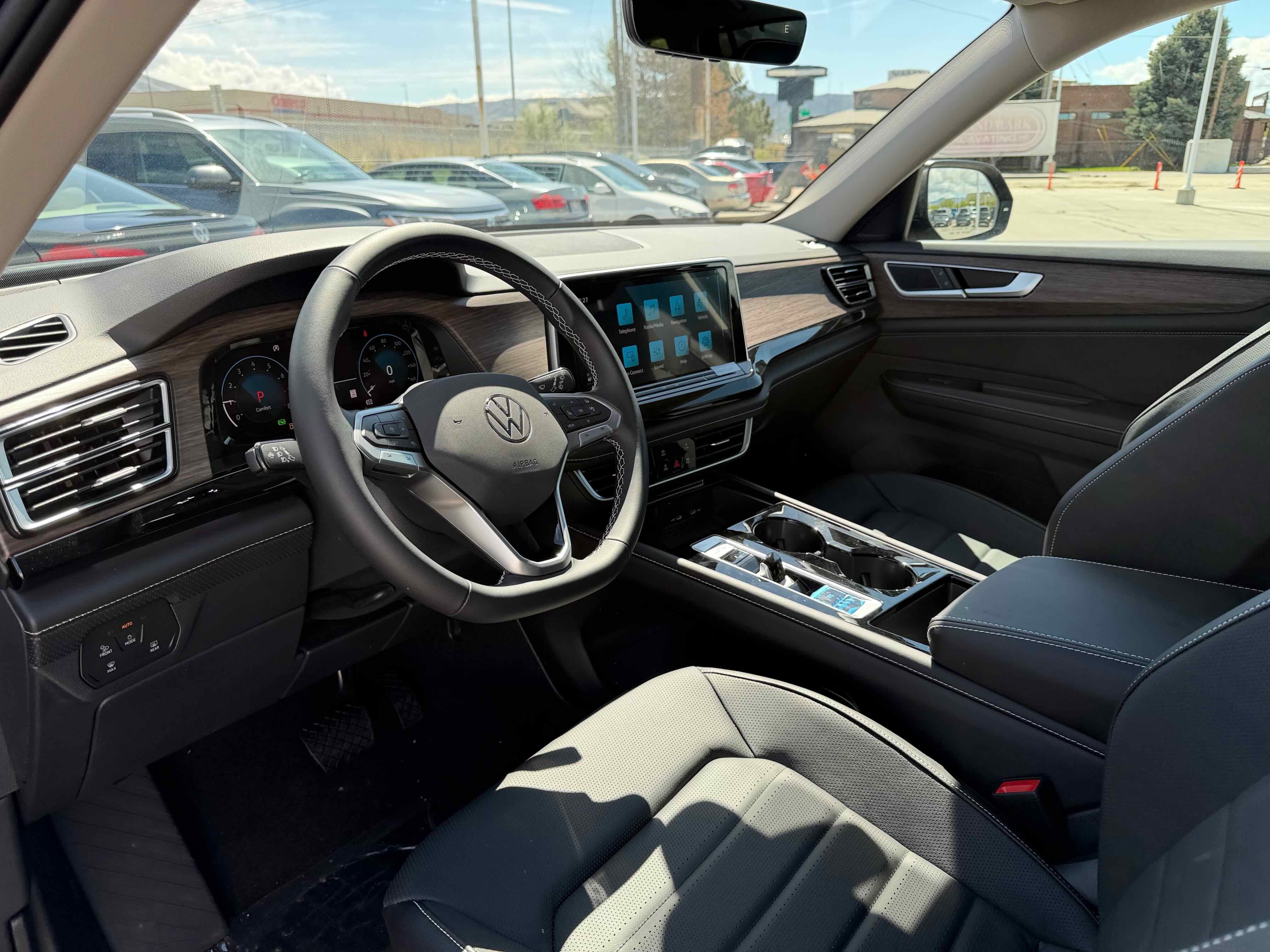 2026 Volkswagen Atlas 2.0T SEL