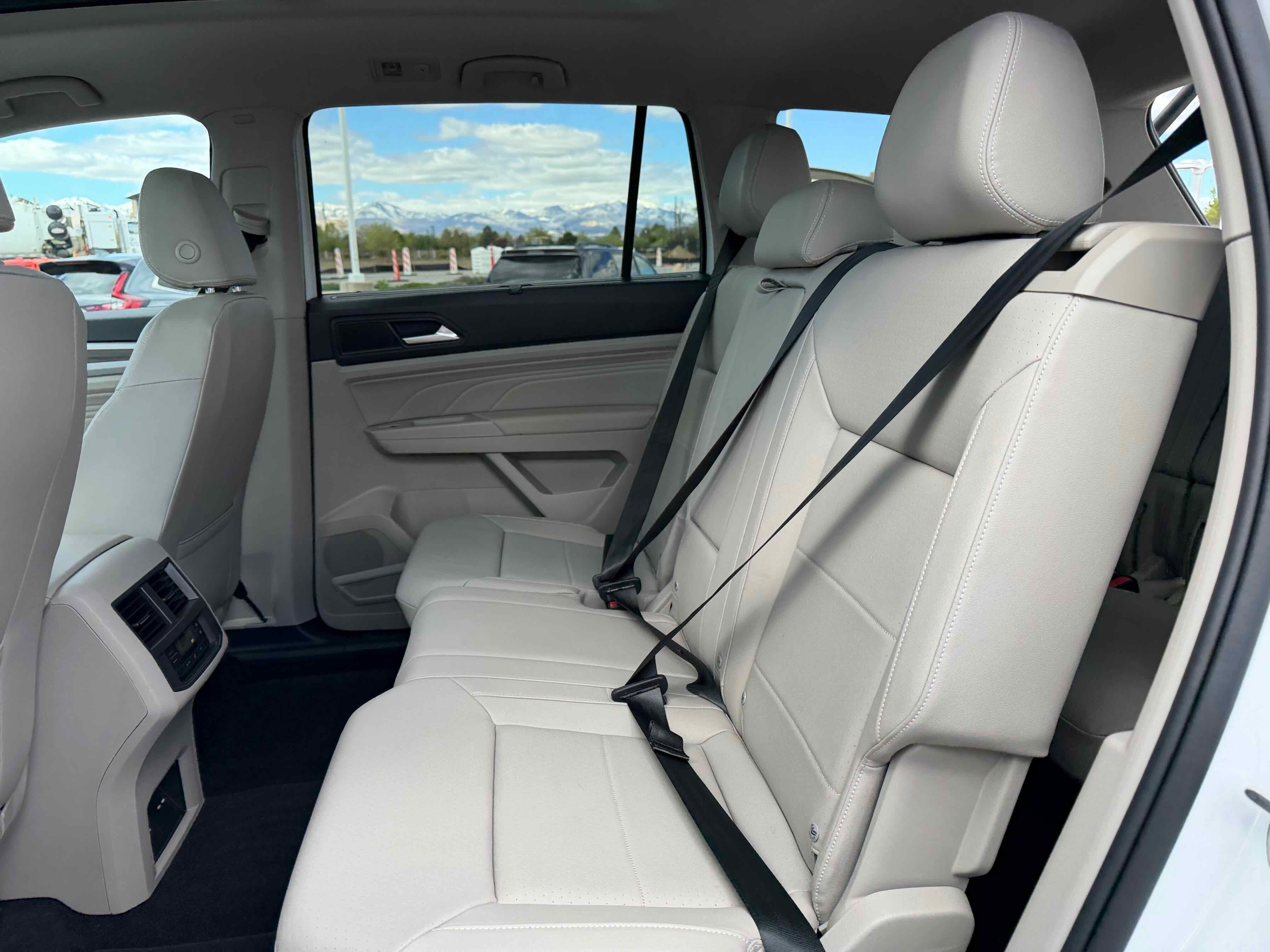 2023 Volkswagen Atlas 2.0T SEL