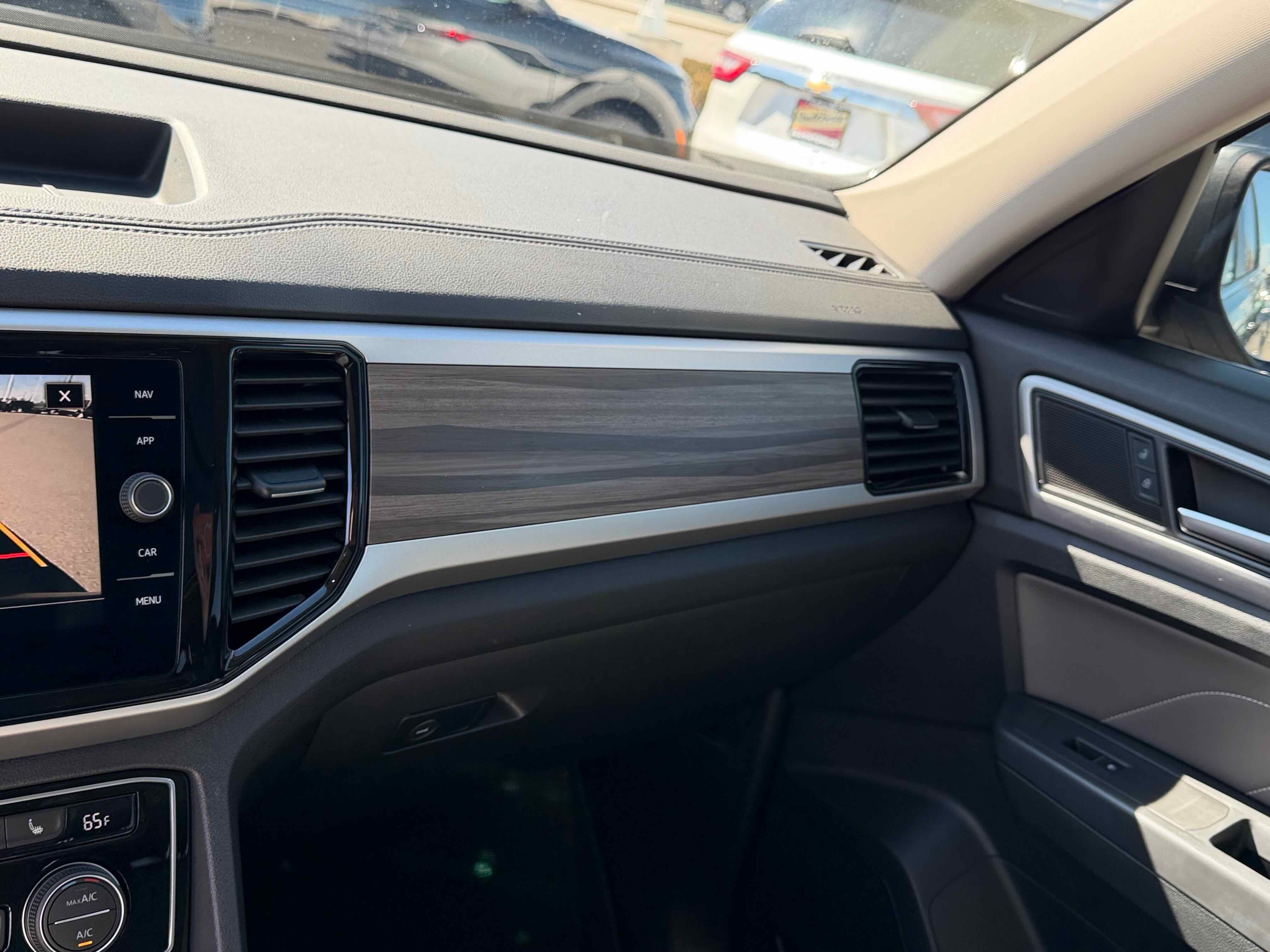 2023 Volkswagen Atlas 2.0T SEL