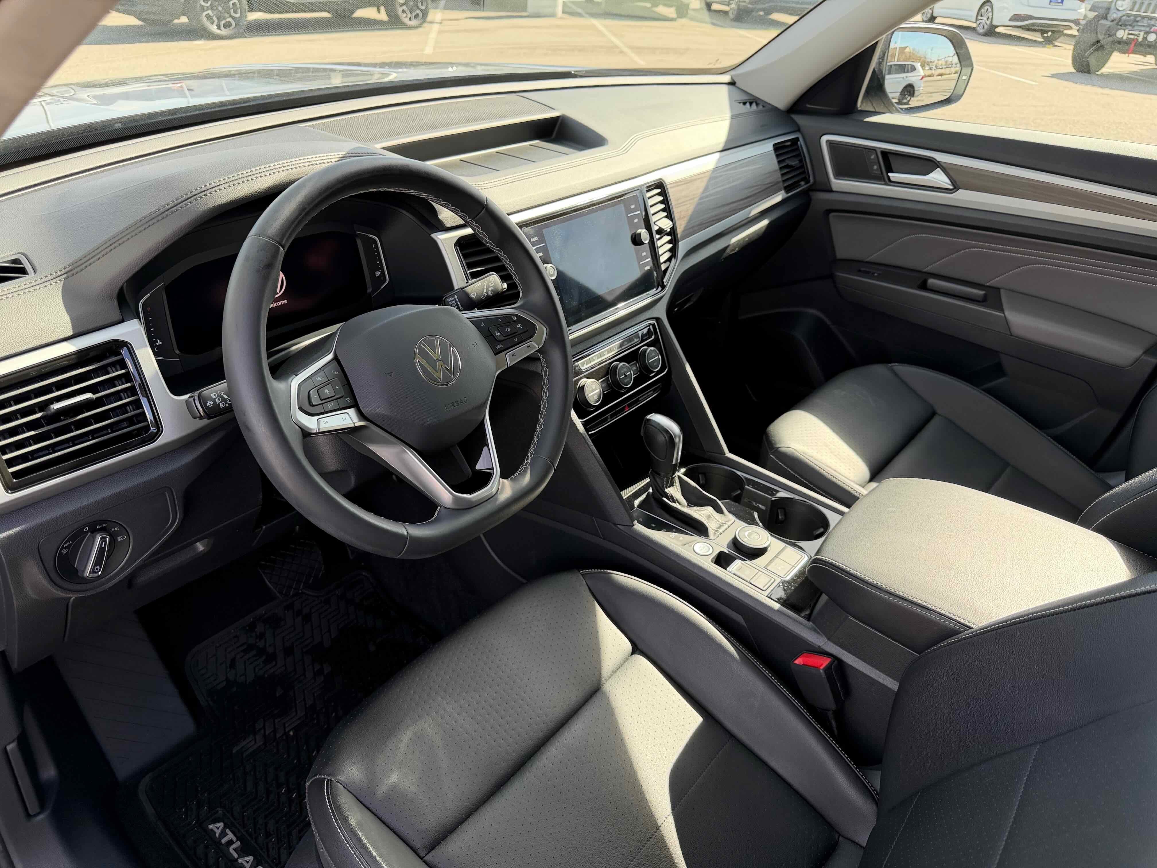 2022 Volkswagen Atlas 2.0T SEL