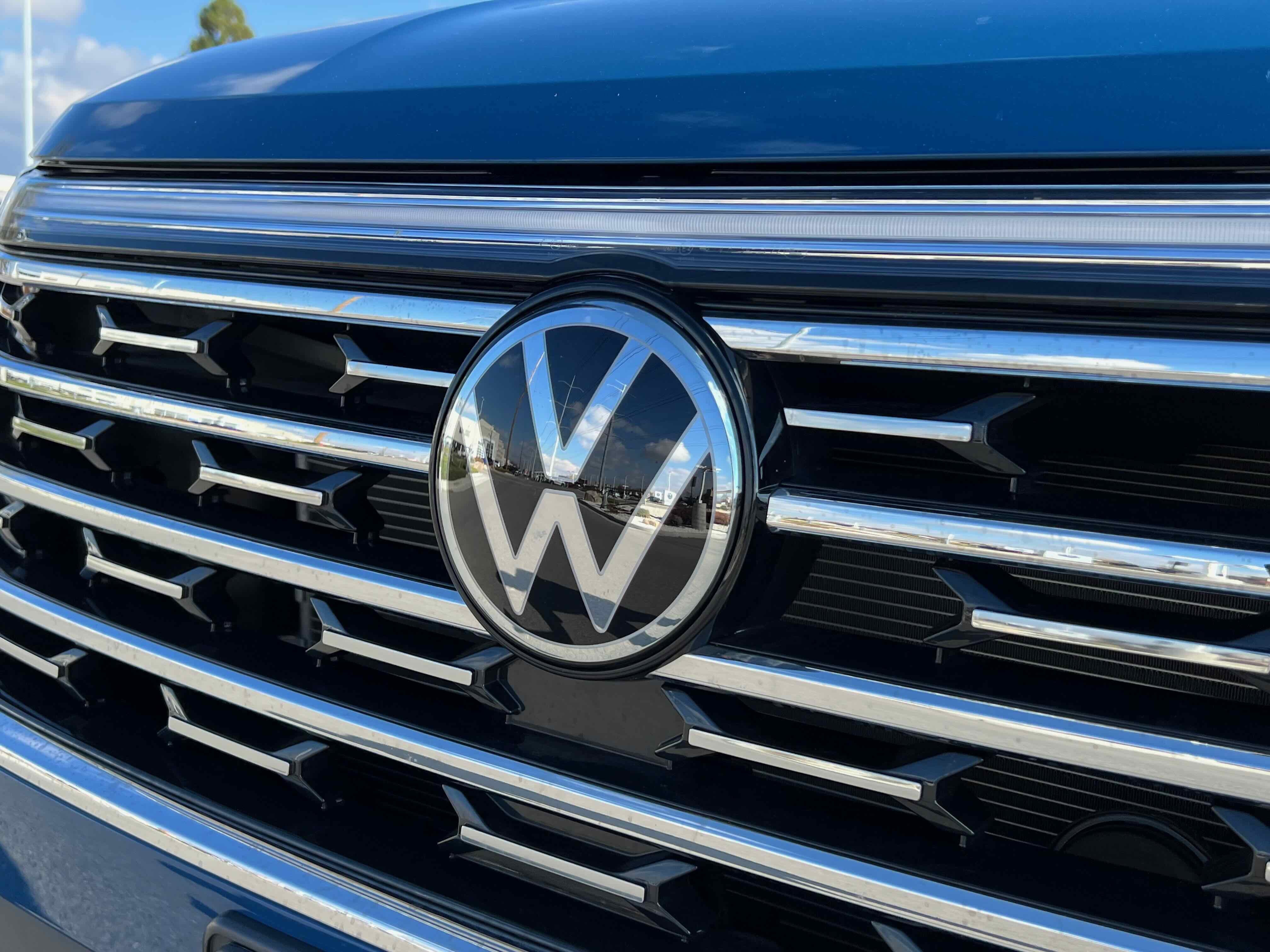 2025 Volkswagen Atlas 2.0T SEL