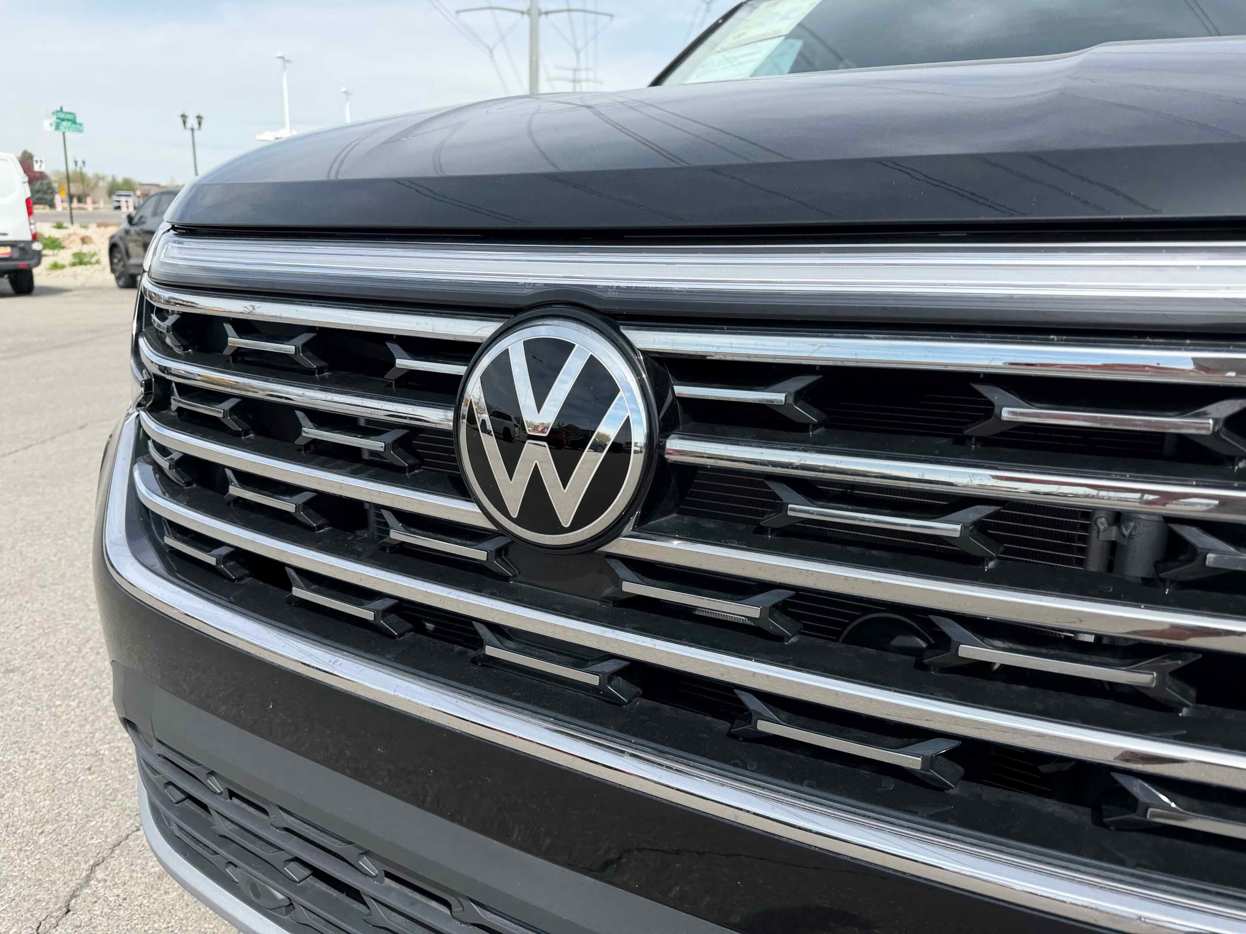 2025 Volkswagen Atlas 2.0T SEL
