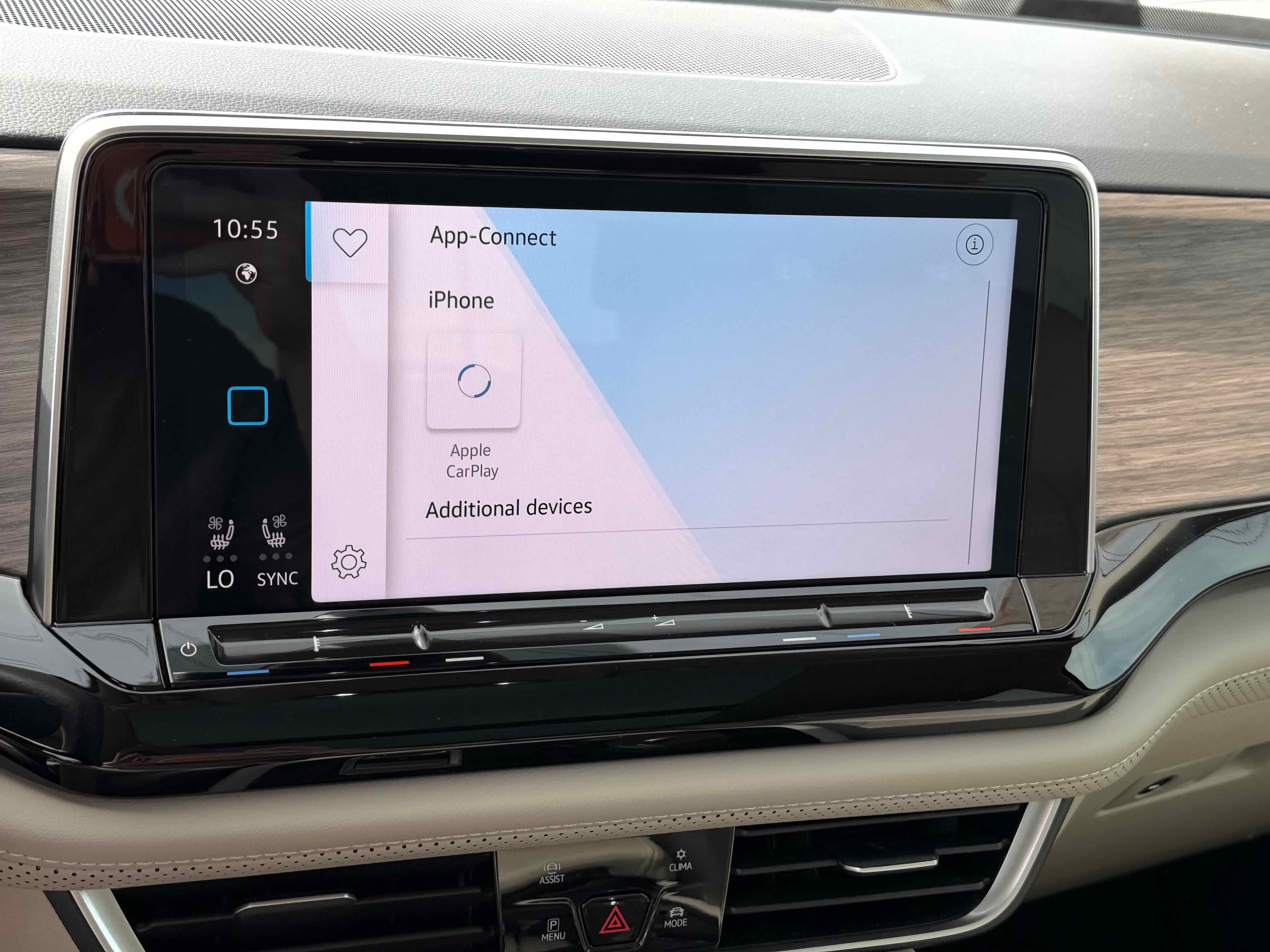 2025 Volkswagen Atlas 2.0T SEL