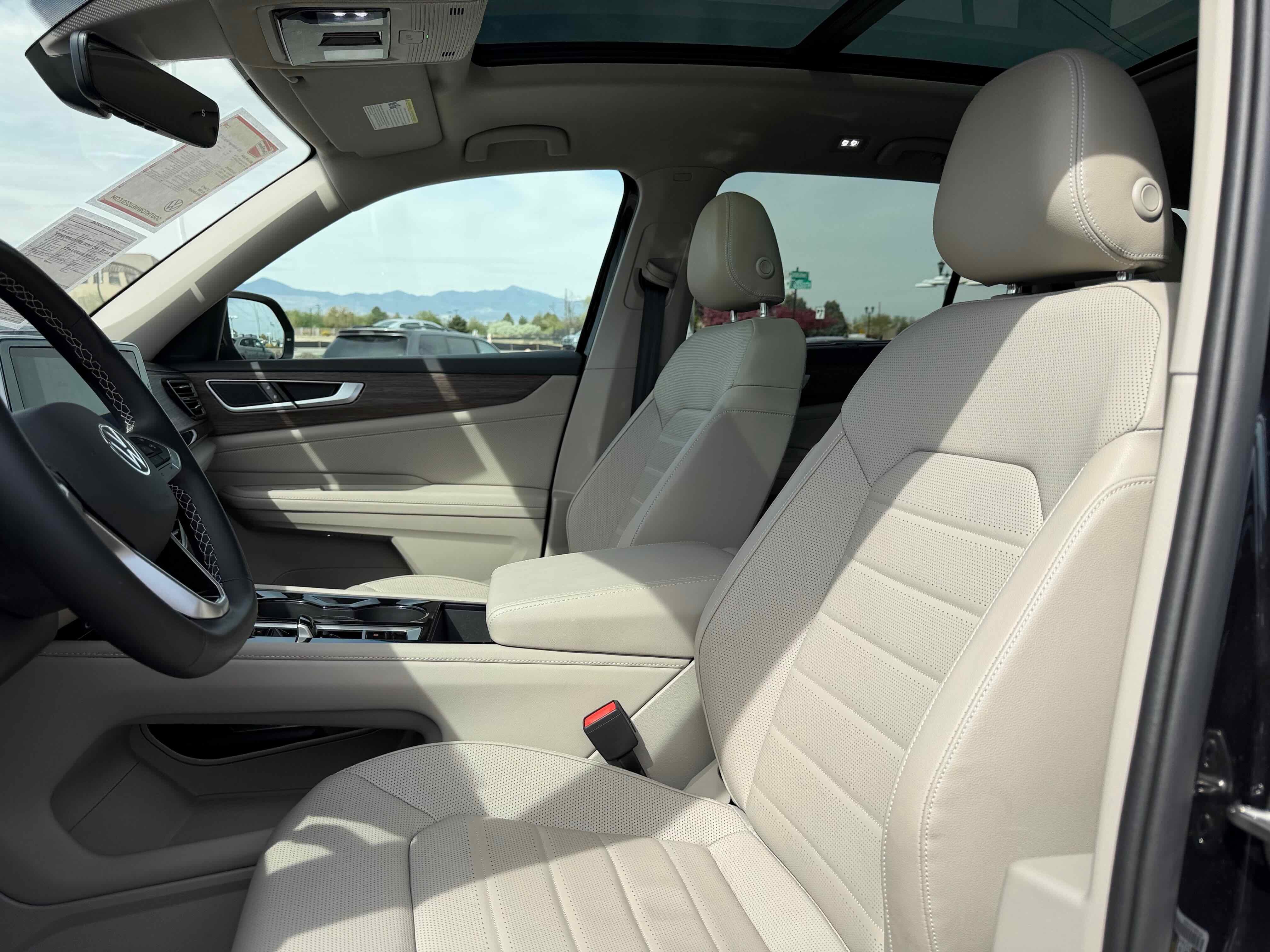 2025 Volkswagen Atlas 2.0T SEL