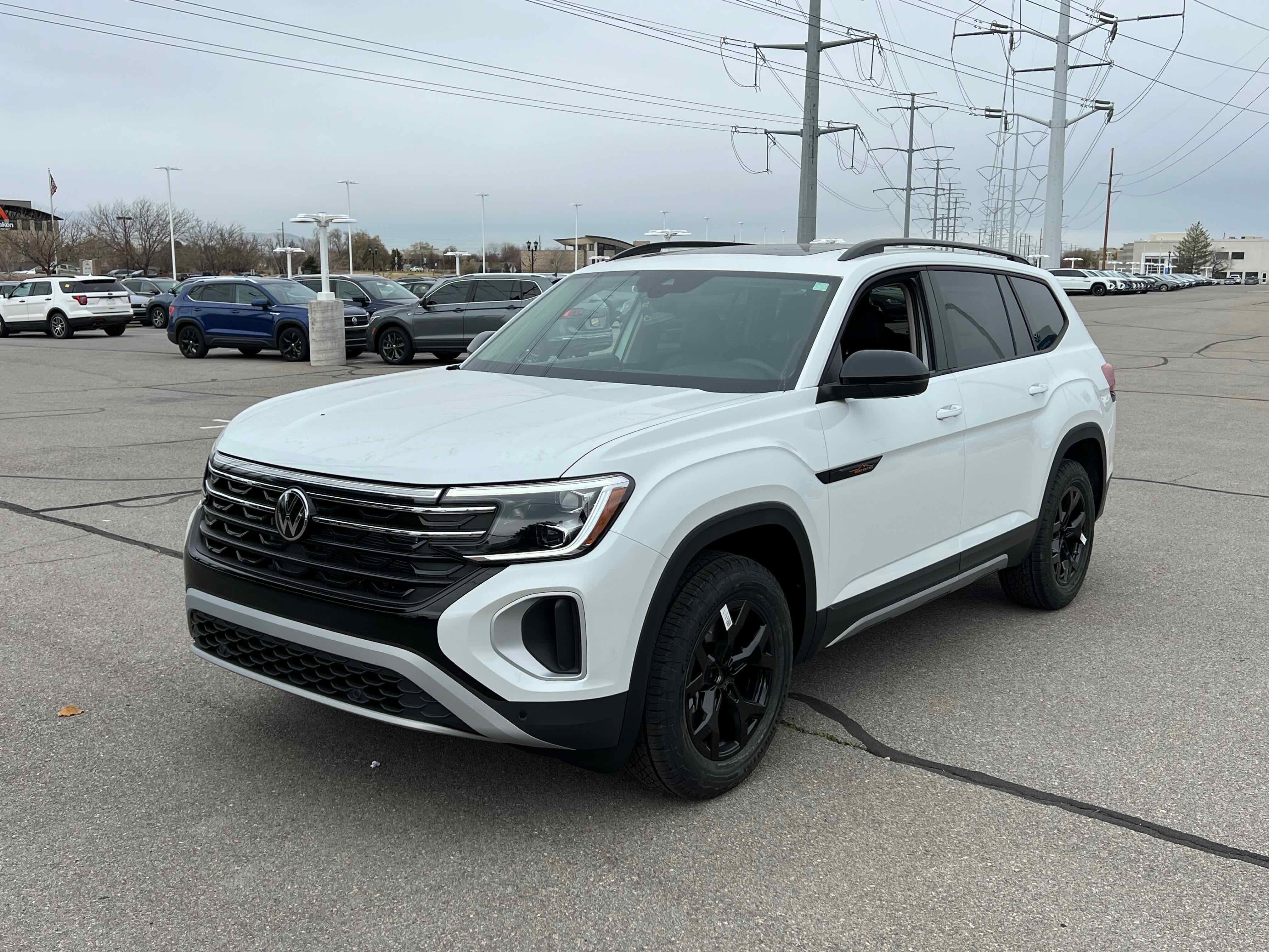 2026 Volkswagen Atlas 2.0T Peak Edition