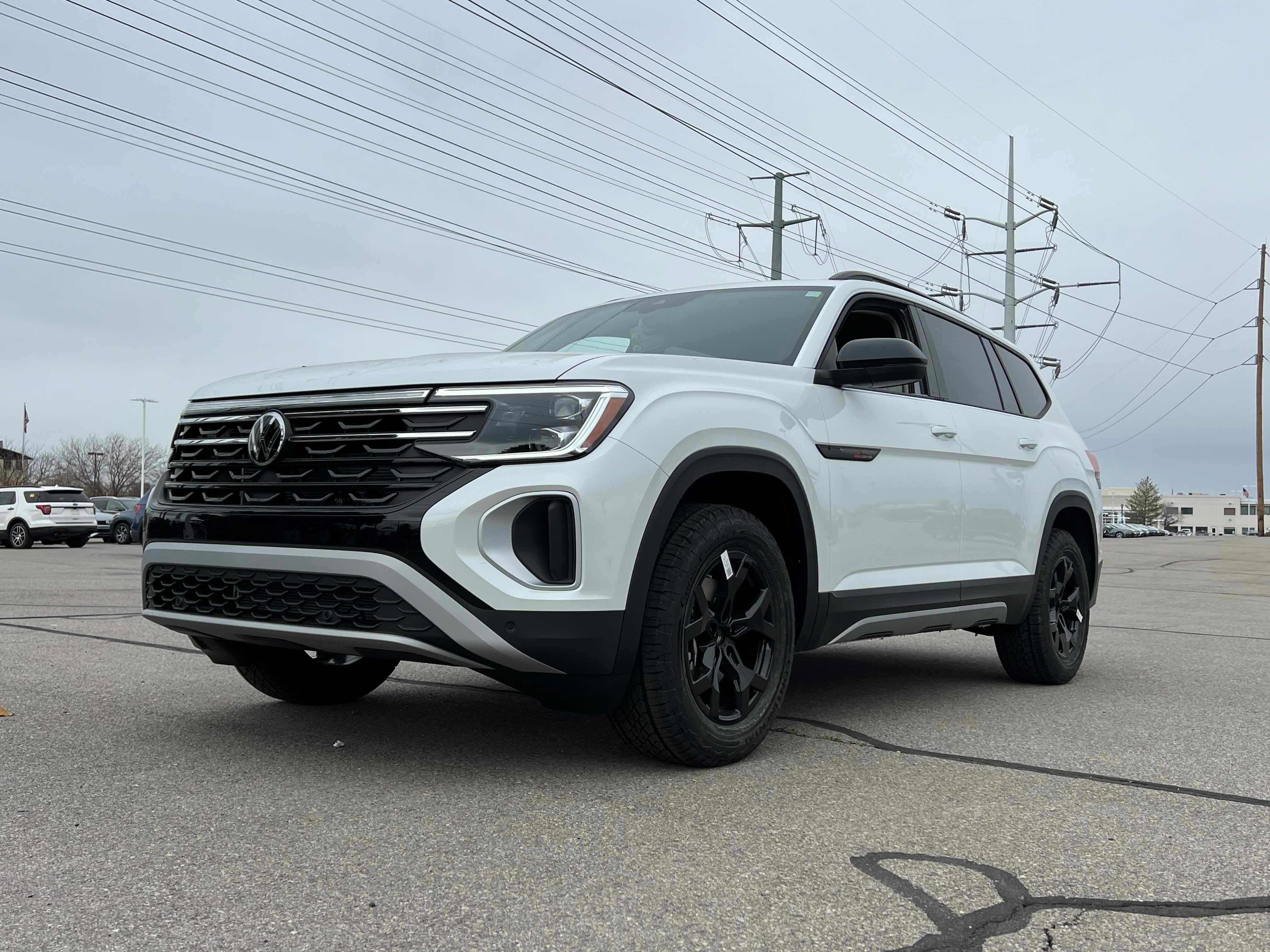 2026 Volkswagen Atlas 2.0T Peak Edition