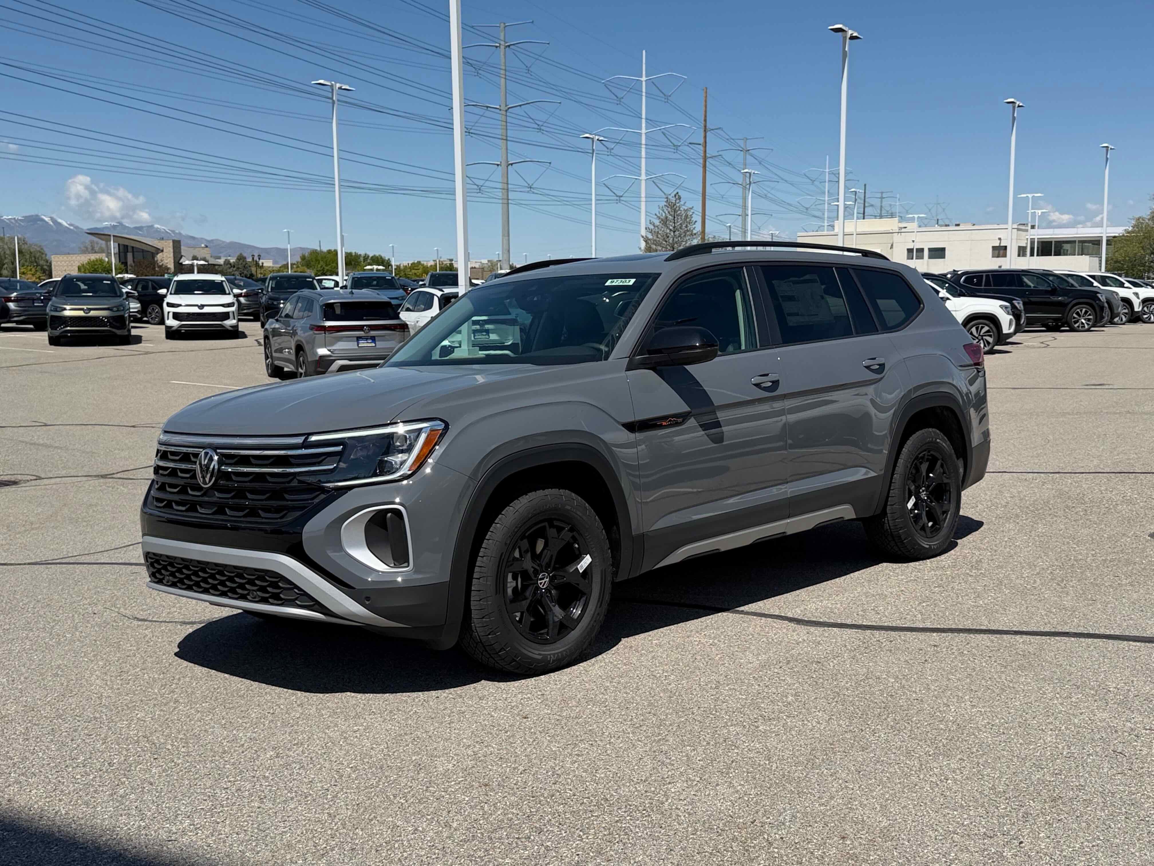 2026 Volkswagen Atlas 2.0T Atlas Peak Edition 4MOTION's photo