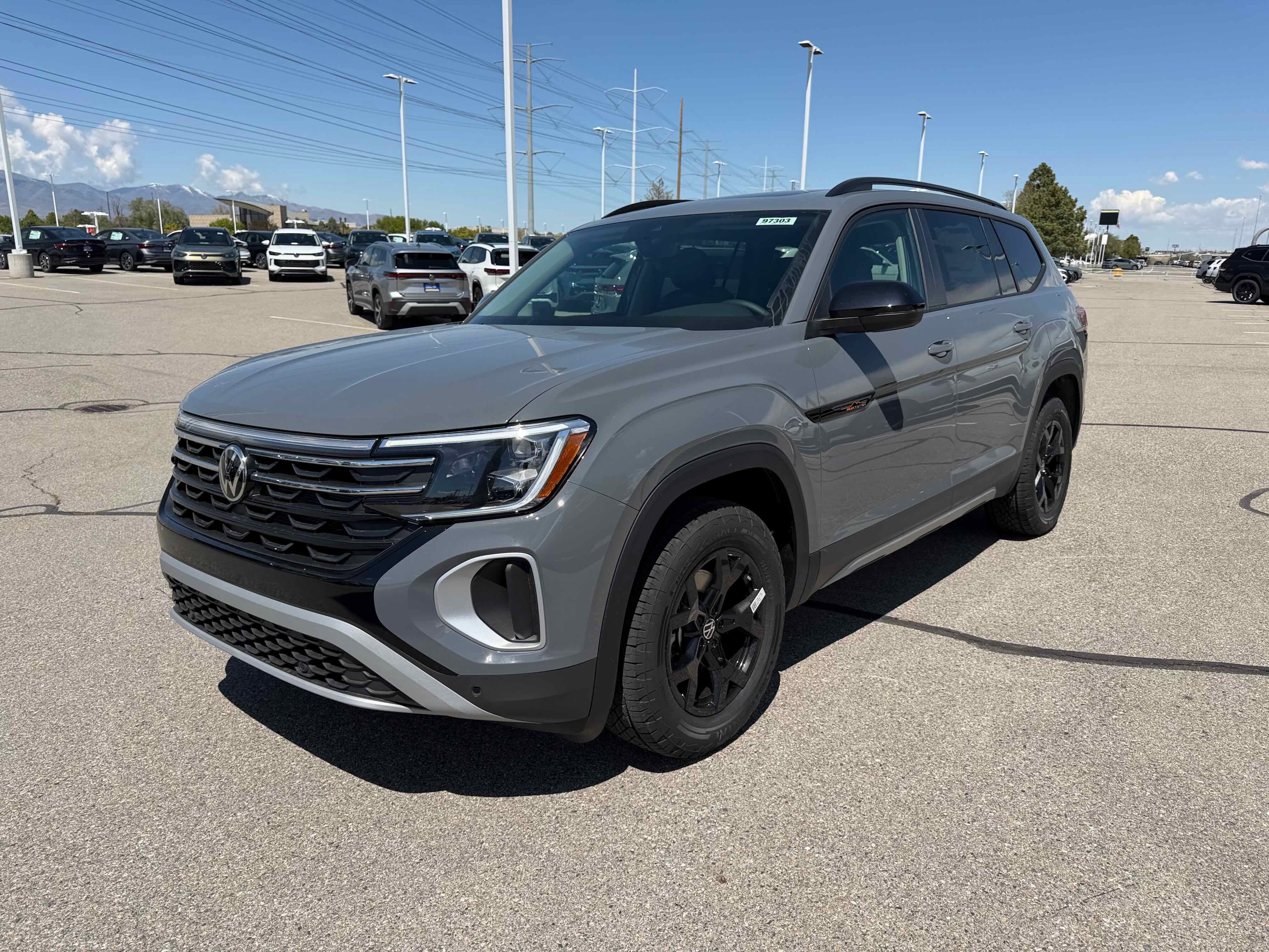 2026 Volkswagen Atlas 2.0T Peak Edition