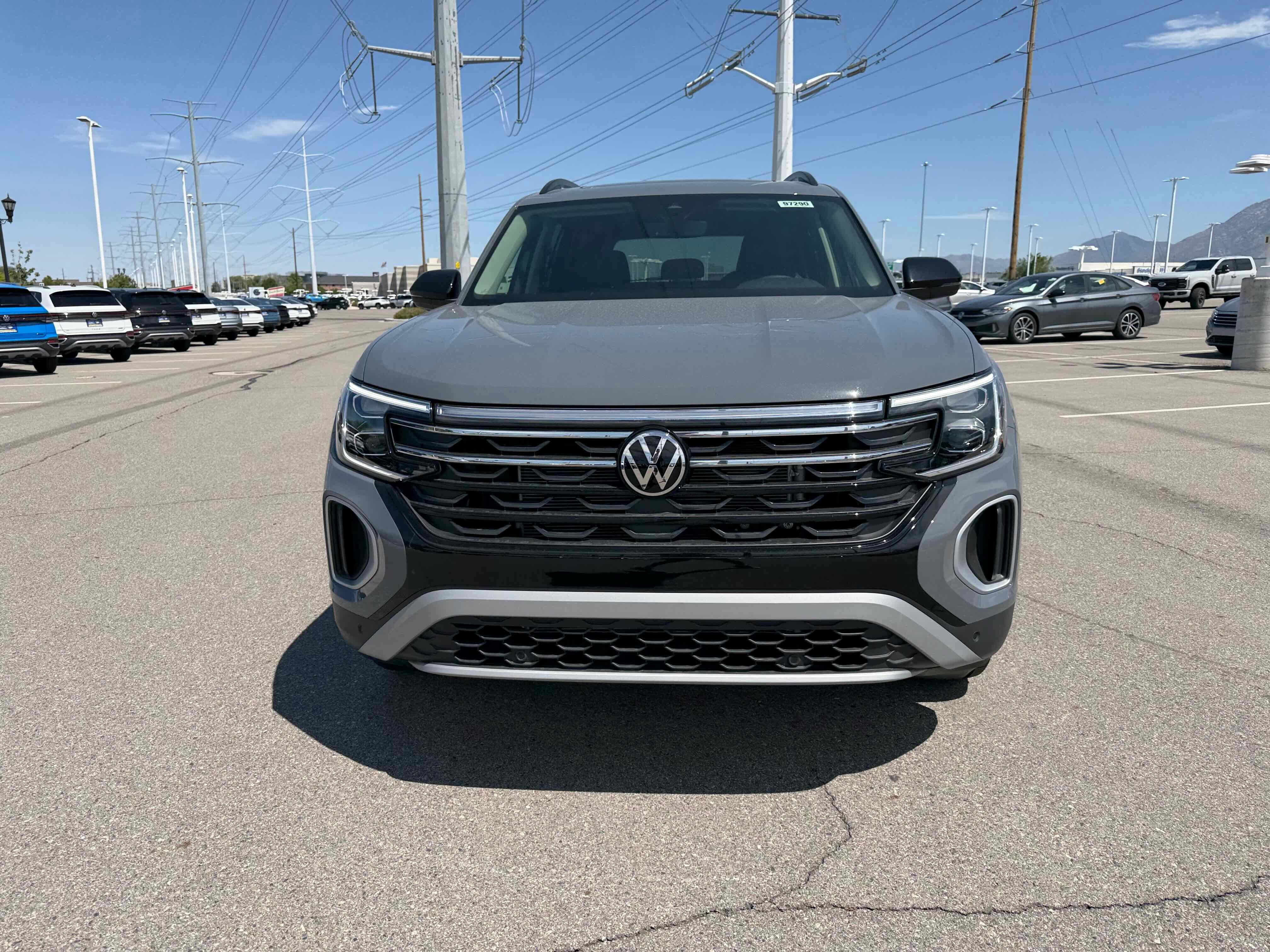 2026 Volkswagen Atlas 2.0T Peak Edition