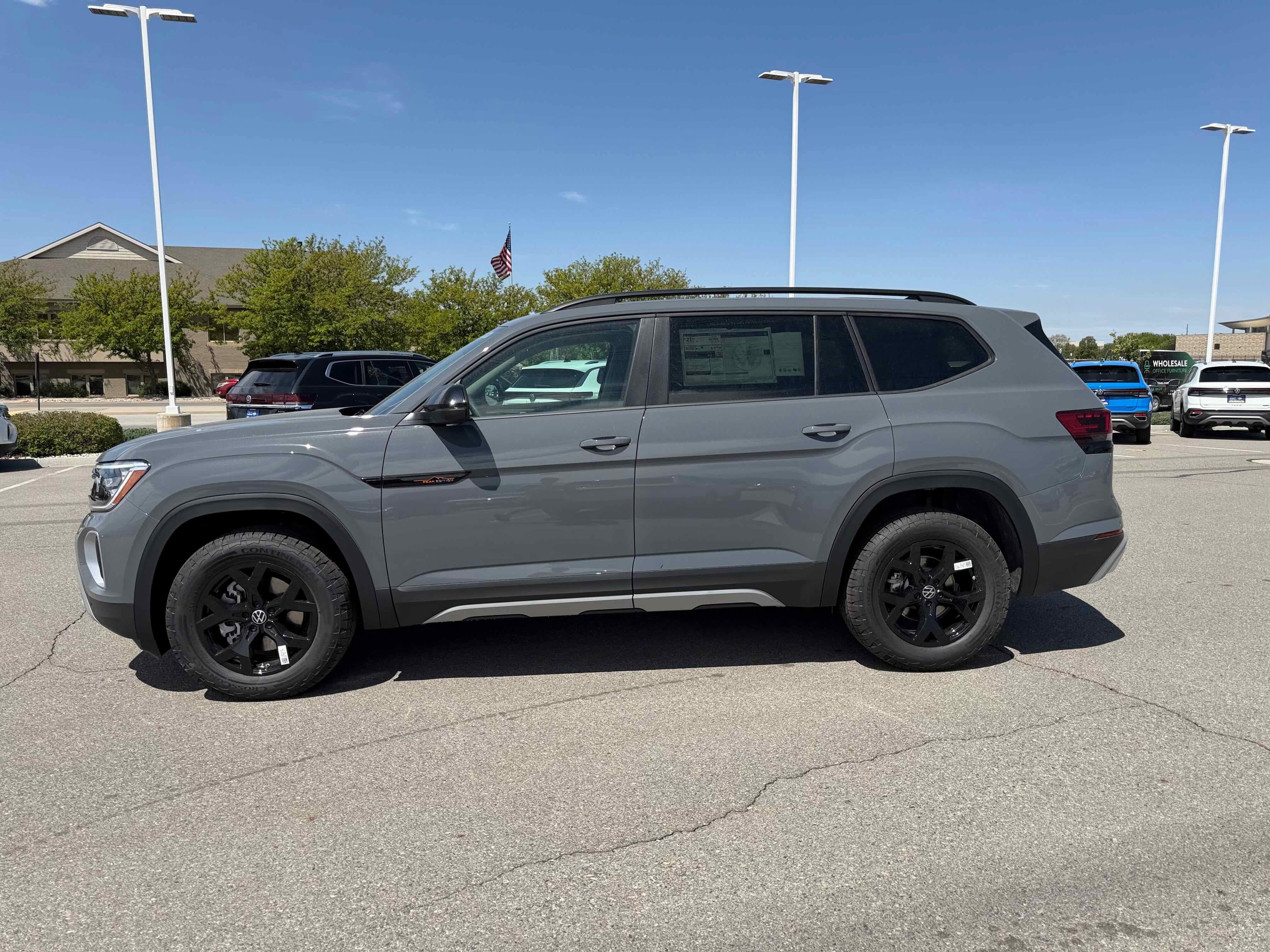 2026 Volkswagen Atlas 2.0T Peak Edition