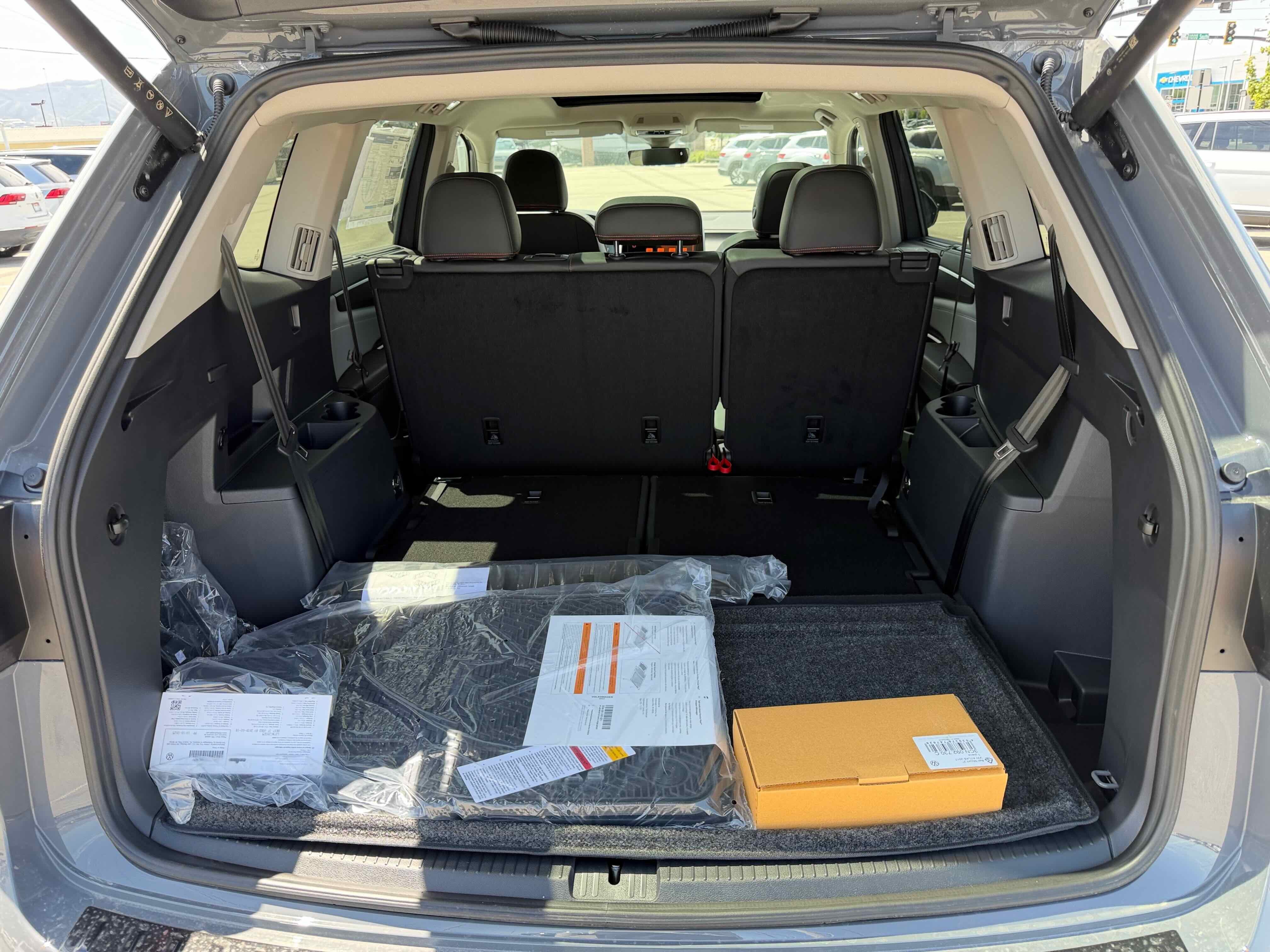 2026 Volkswagen Atlas 2.0T Peak Edition