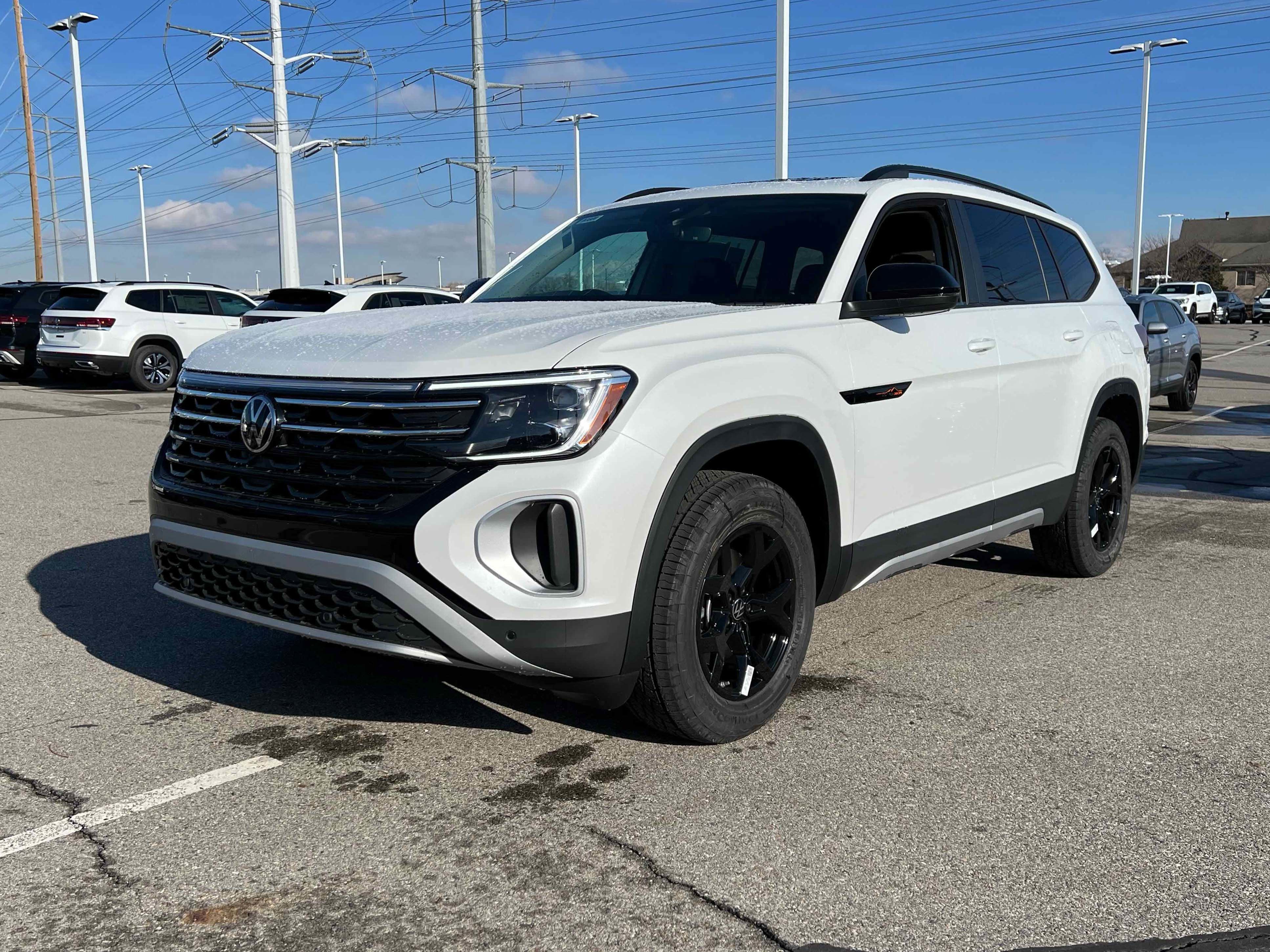 2026 Volkswagen Atlas 2.0T Peak Edition