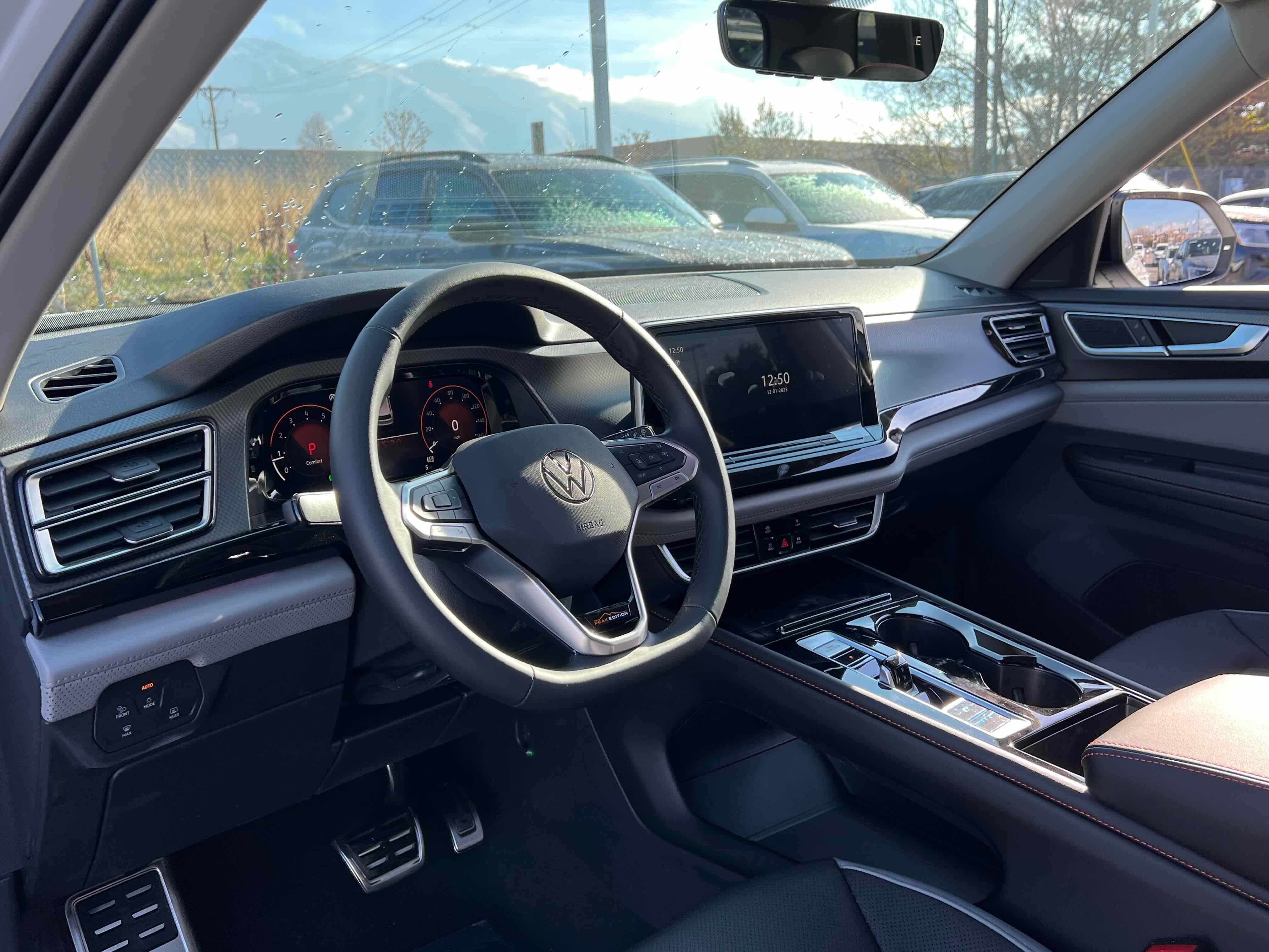 2026 Volkswagen Atlas 2.0T Peak Edition