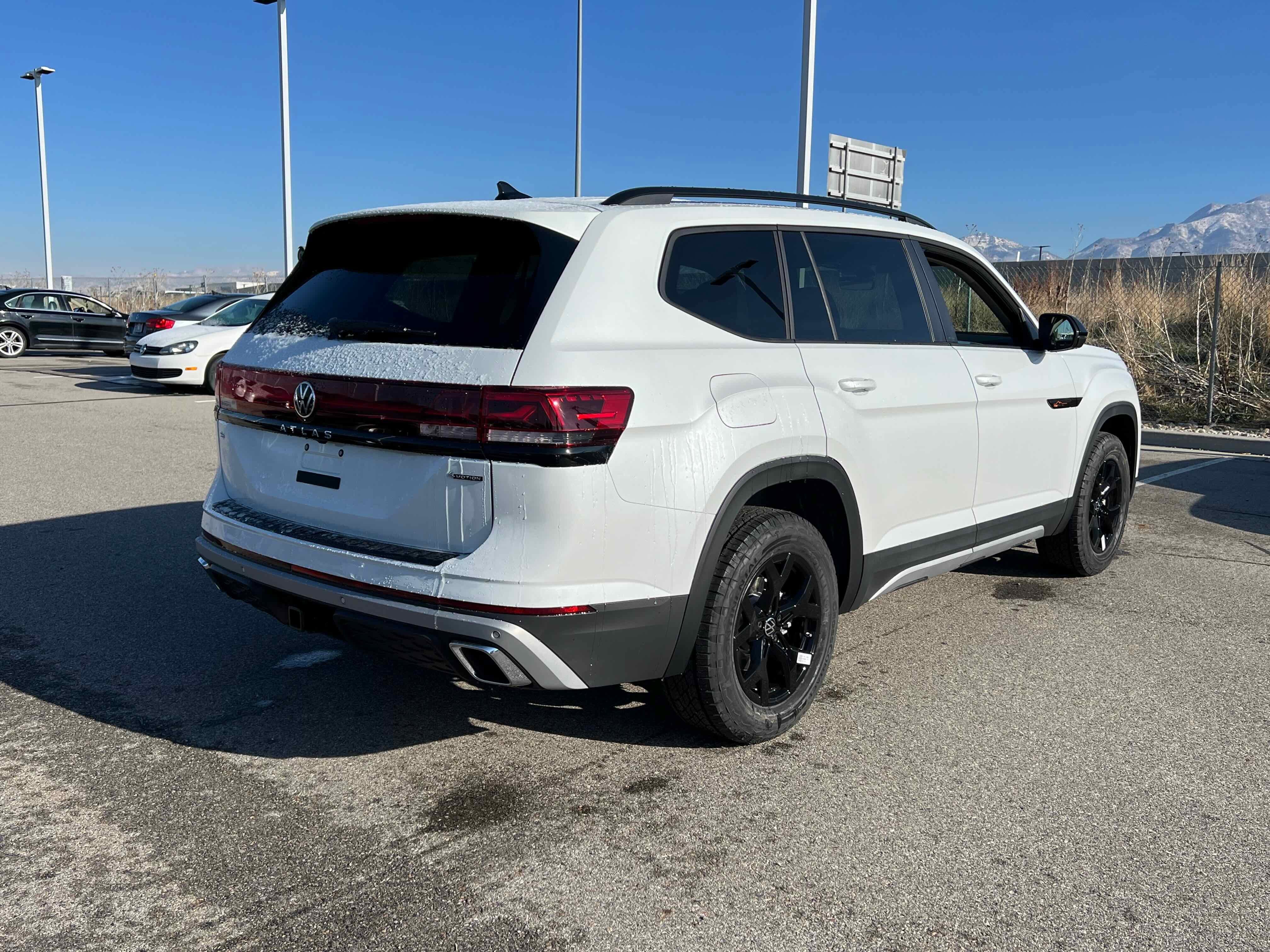 2026 Volkswagen Atlas 2.0T Peak Edition