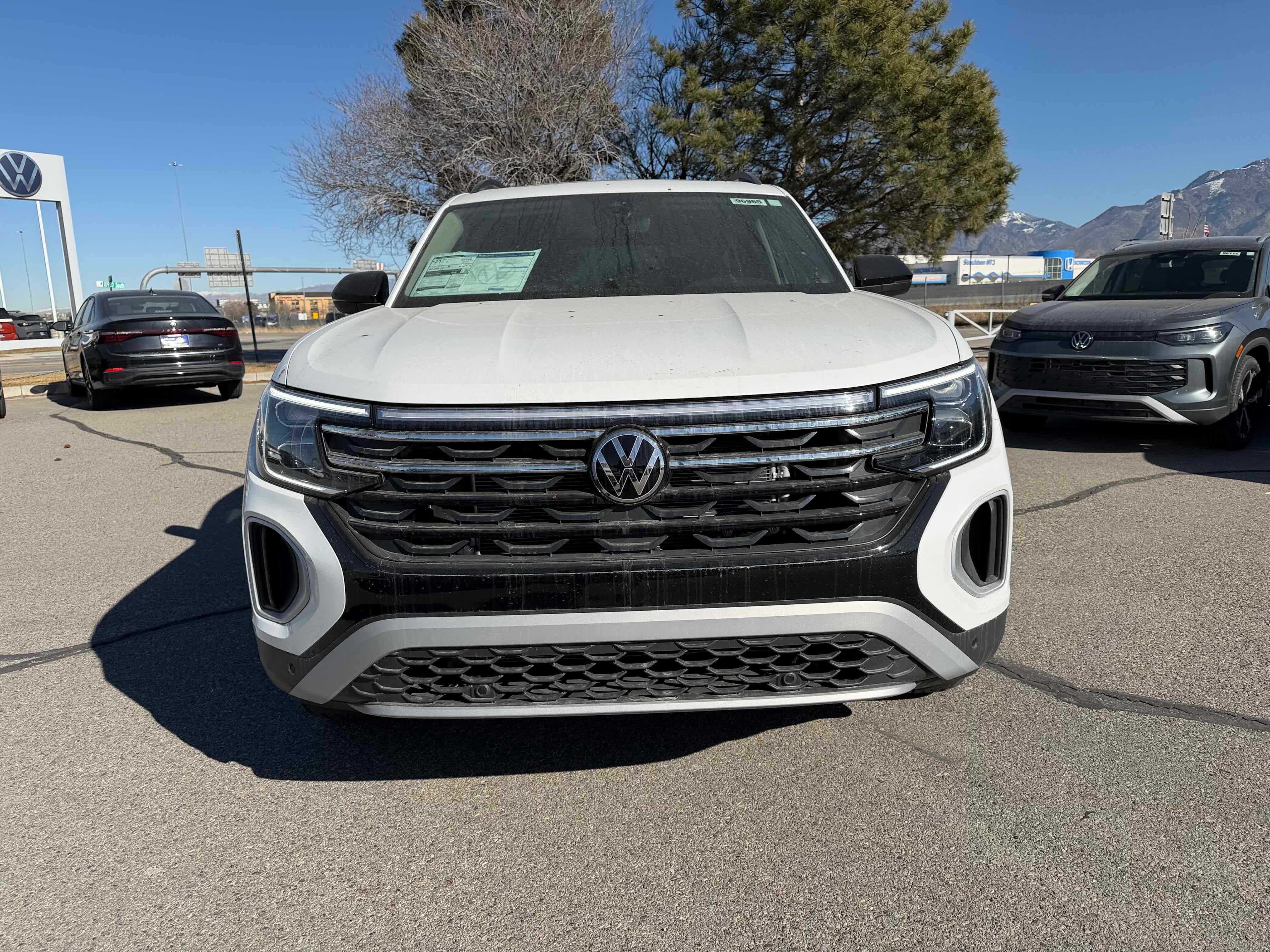 2026 Volkswagen Atlas 2.0T Peak Edition