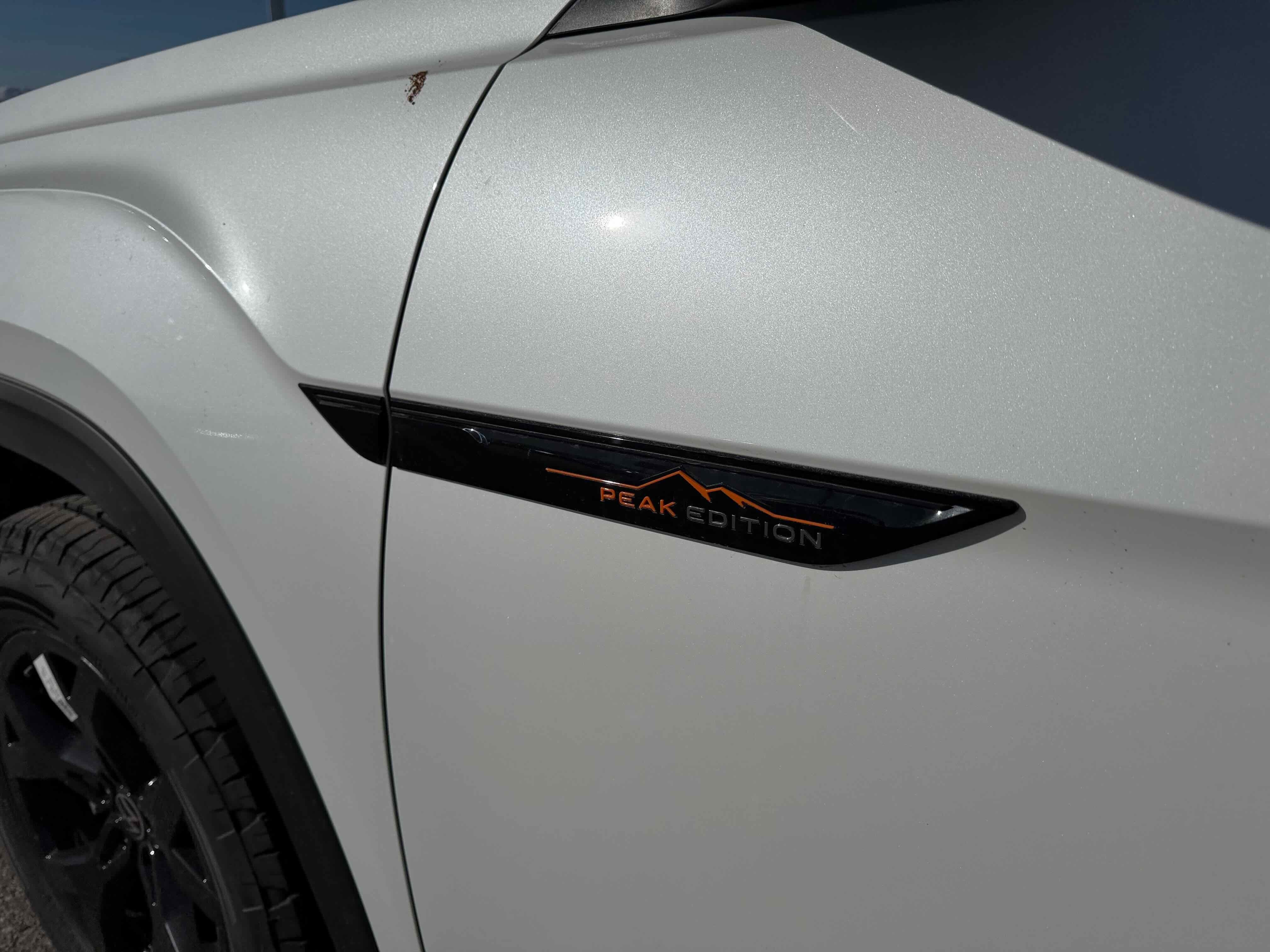 2026 Volkswagen Atlas 2.0T Peak Edition