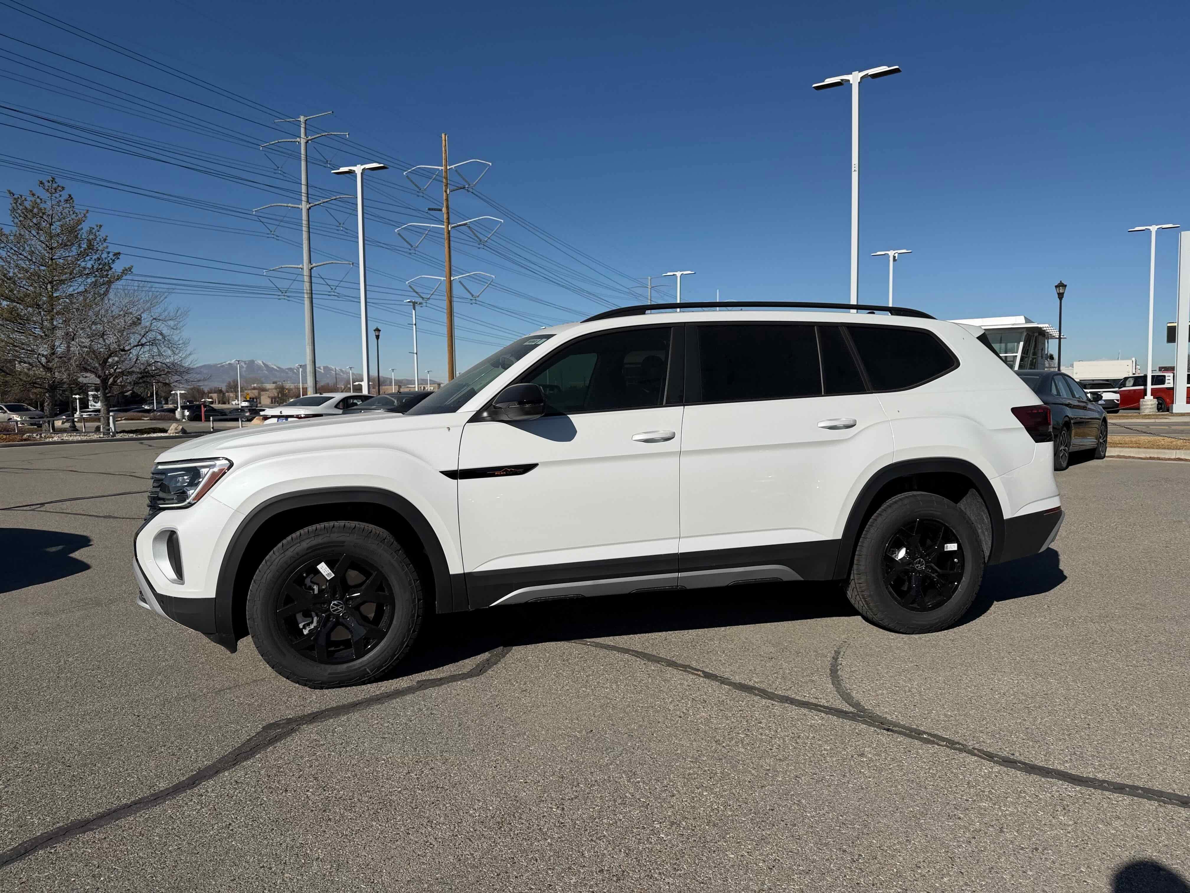2026 Volkswagen Atlas 2.0T Peak Edition
