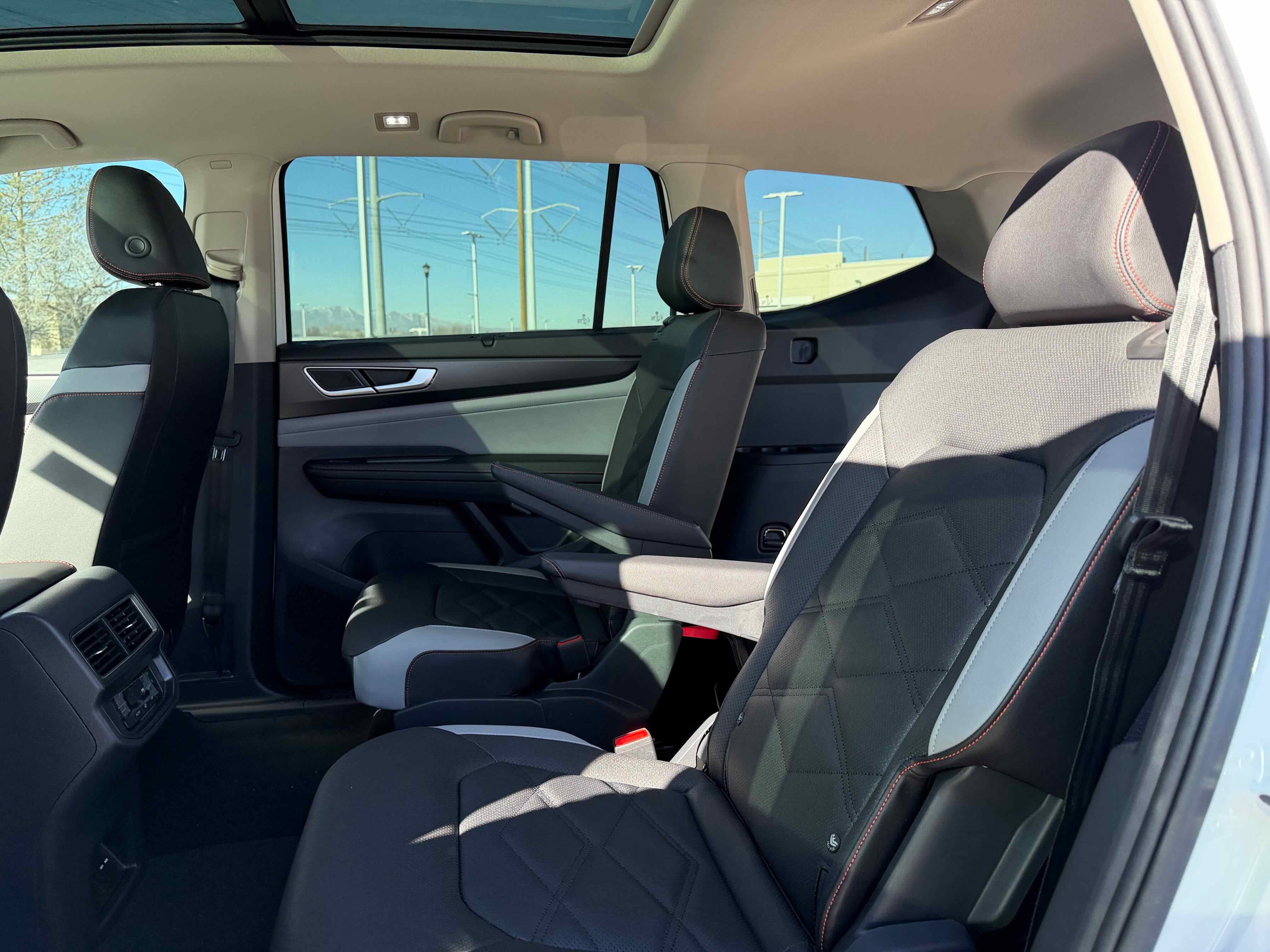 2026 Volkswagen Atlas 2.0T Peak Edition