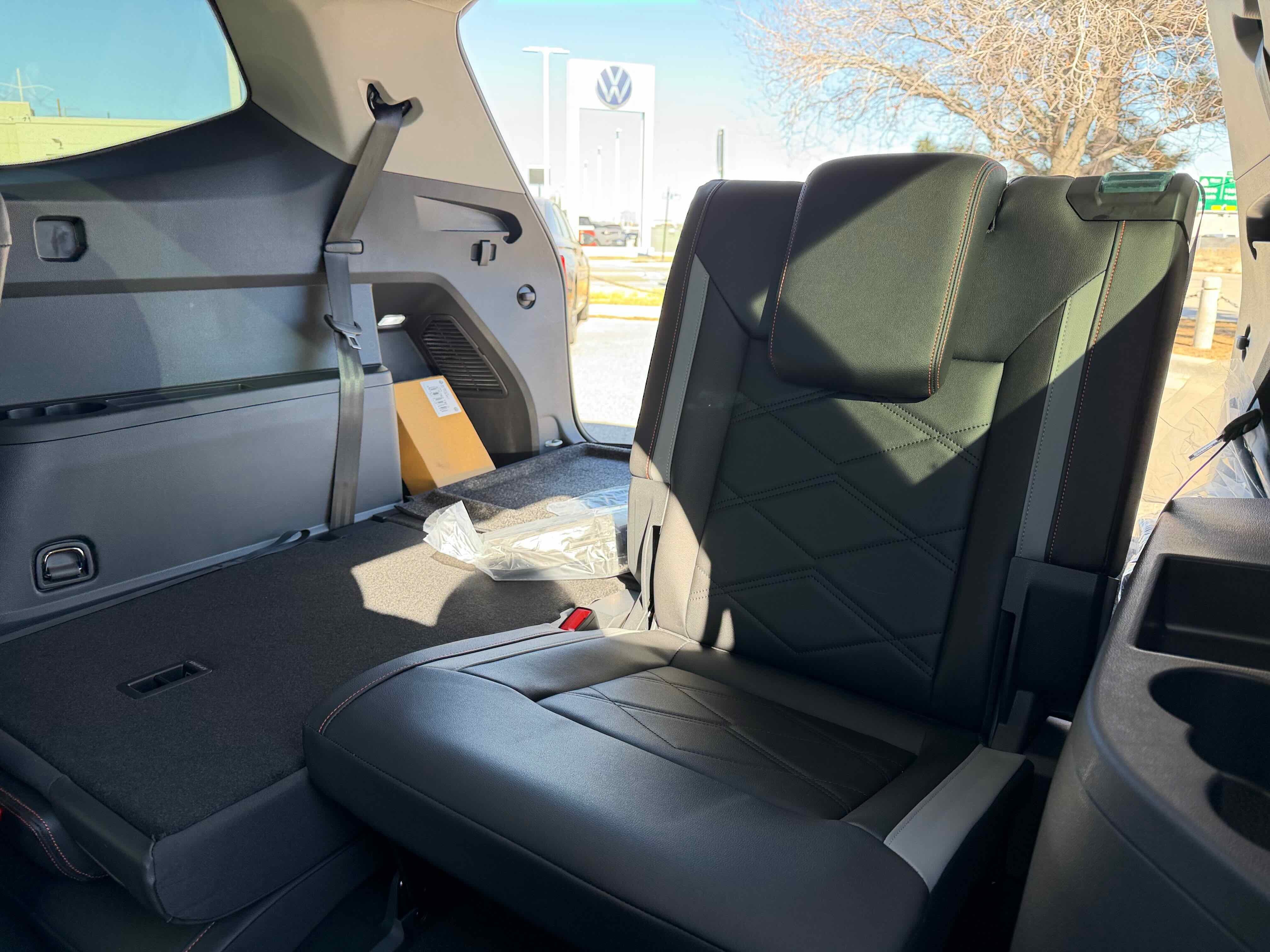 2026 Volkswagen Atlas 2.0T Peak Edition