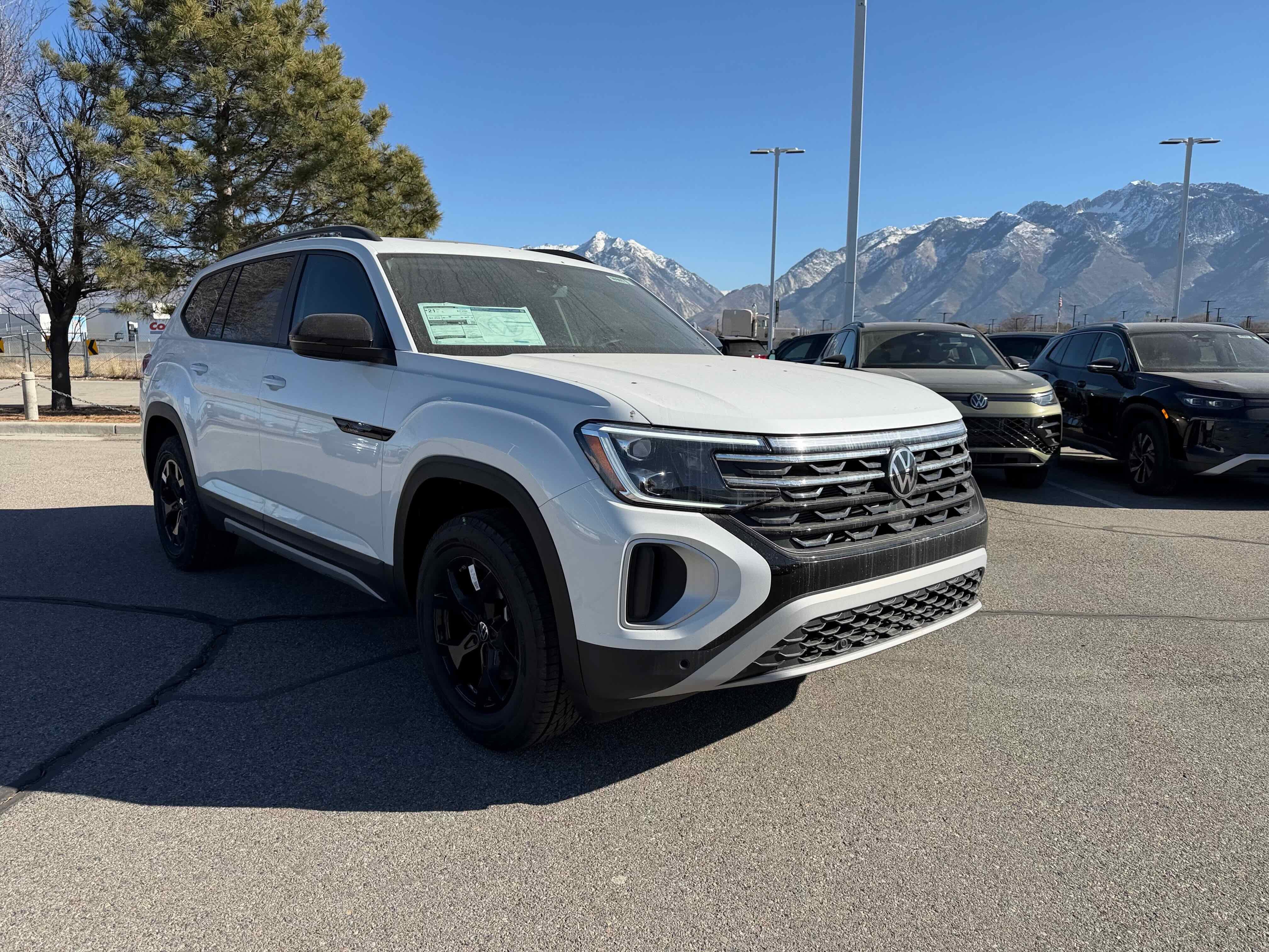 2026 Volkswagen Atlas 2.0T Peak Edition