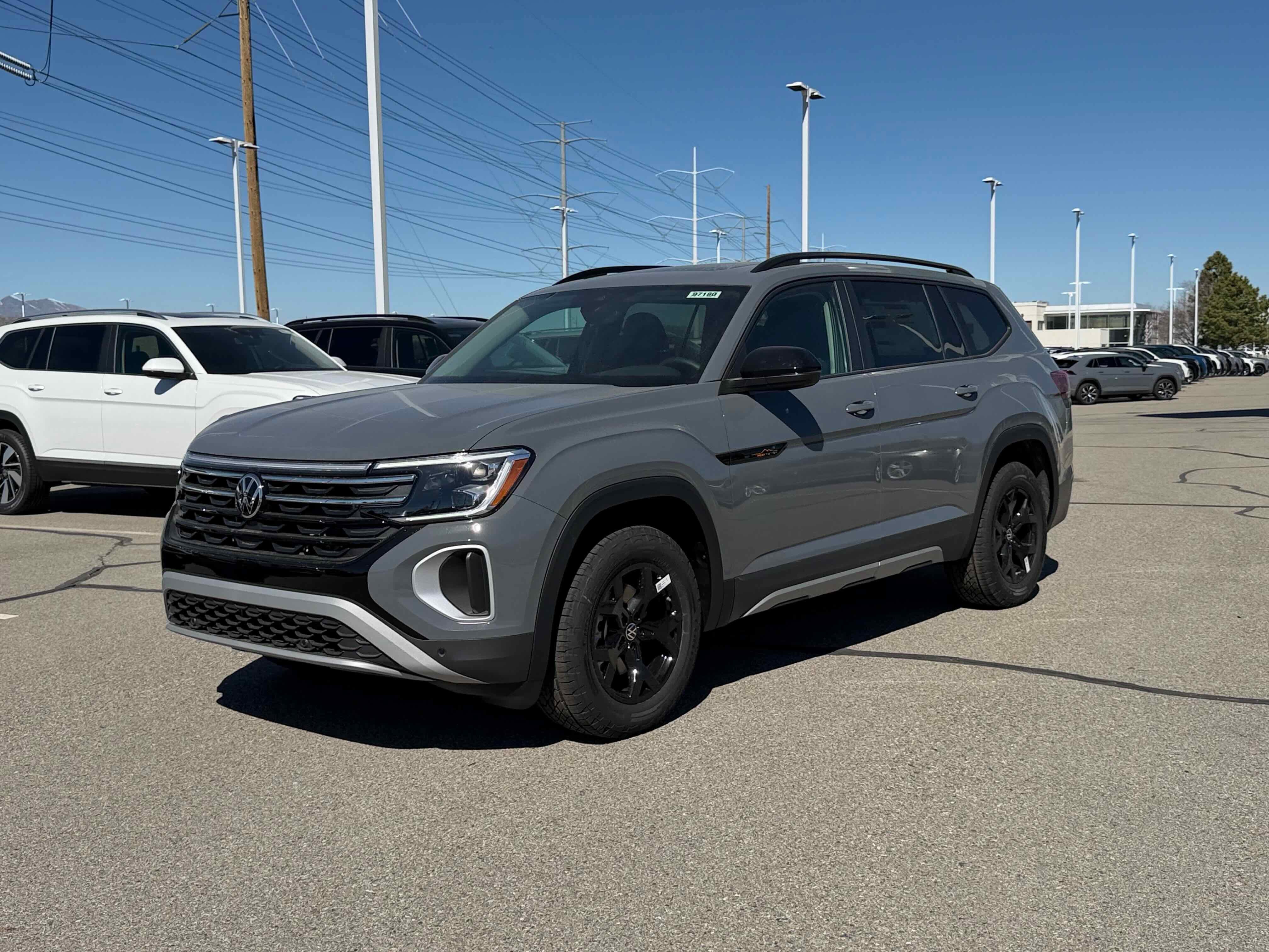 2026 Volkswagen Atlas 2.0T Peak Edition