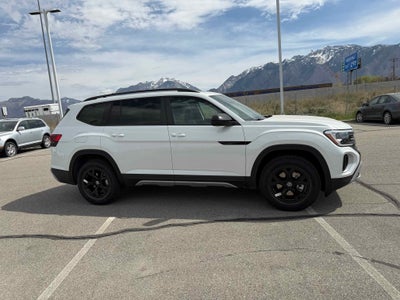 2026 Volkswagen Atlas 2.0T Peak Edition