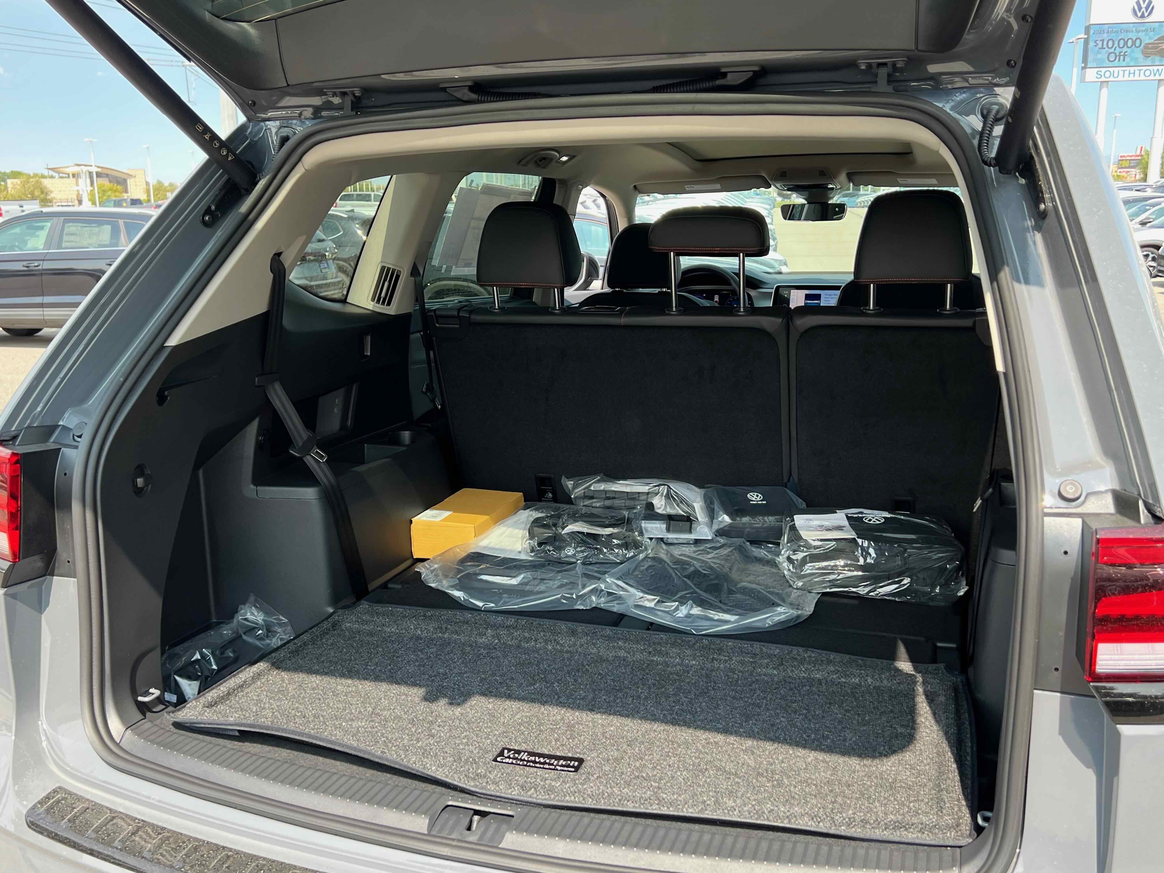 2026 Volkswagen Atlas 2.0T Peak Edition