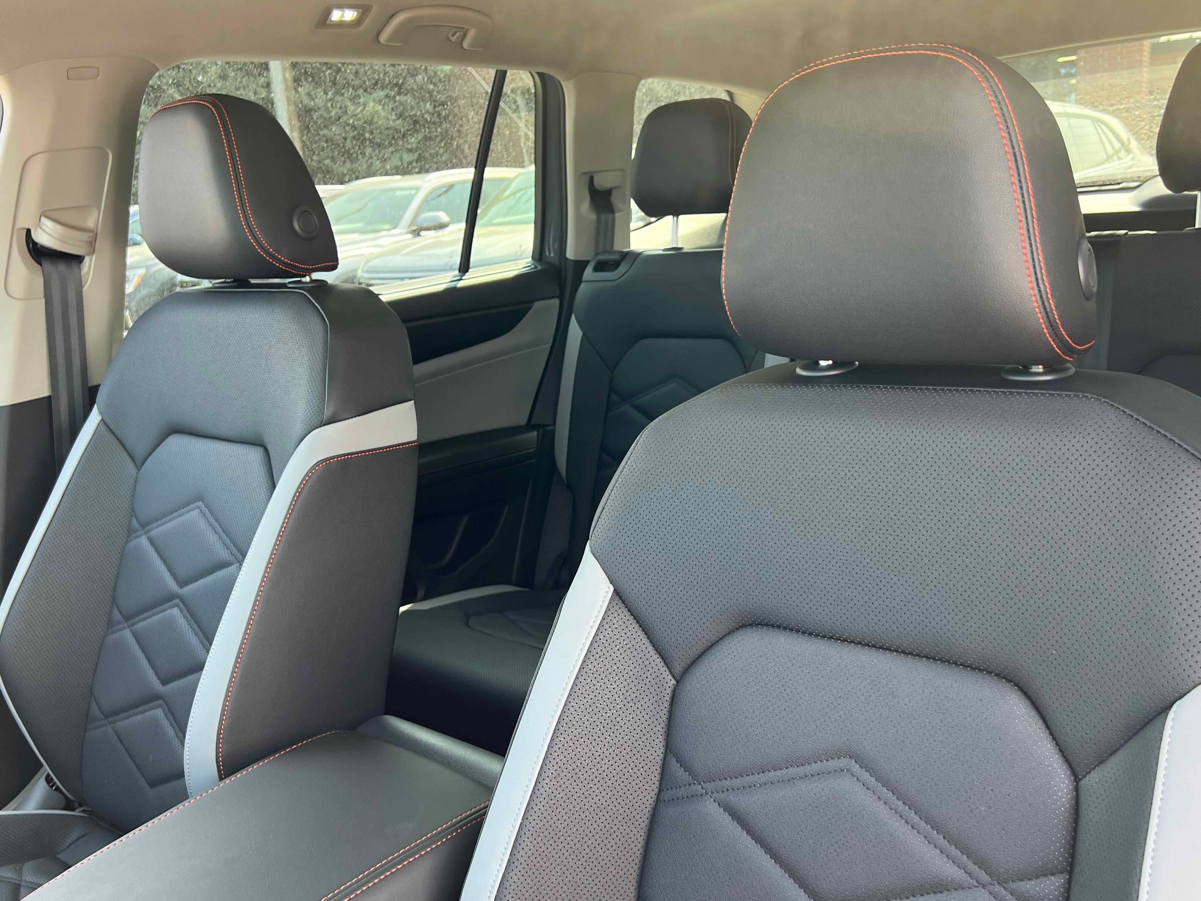 2026 Volkswagen Atlas 2.0T Peak Edition