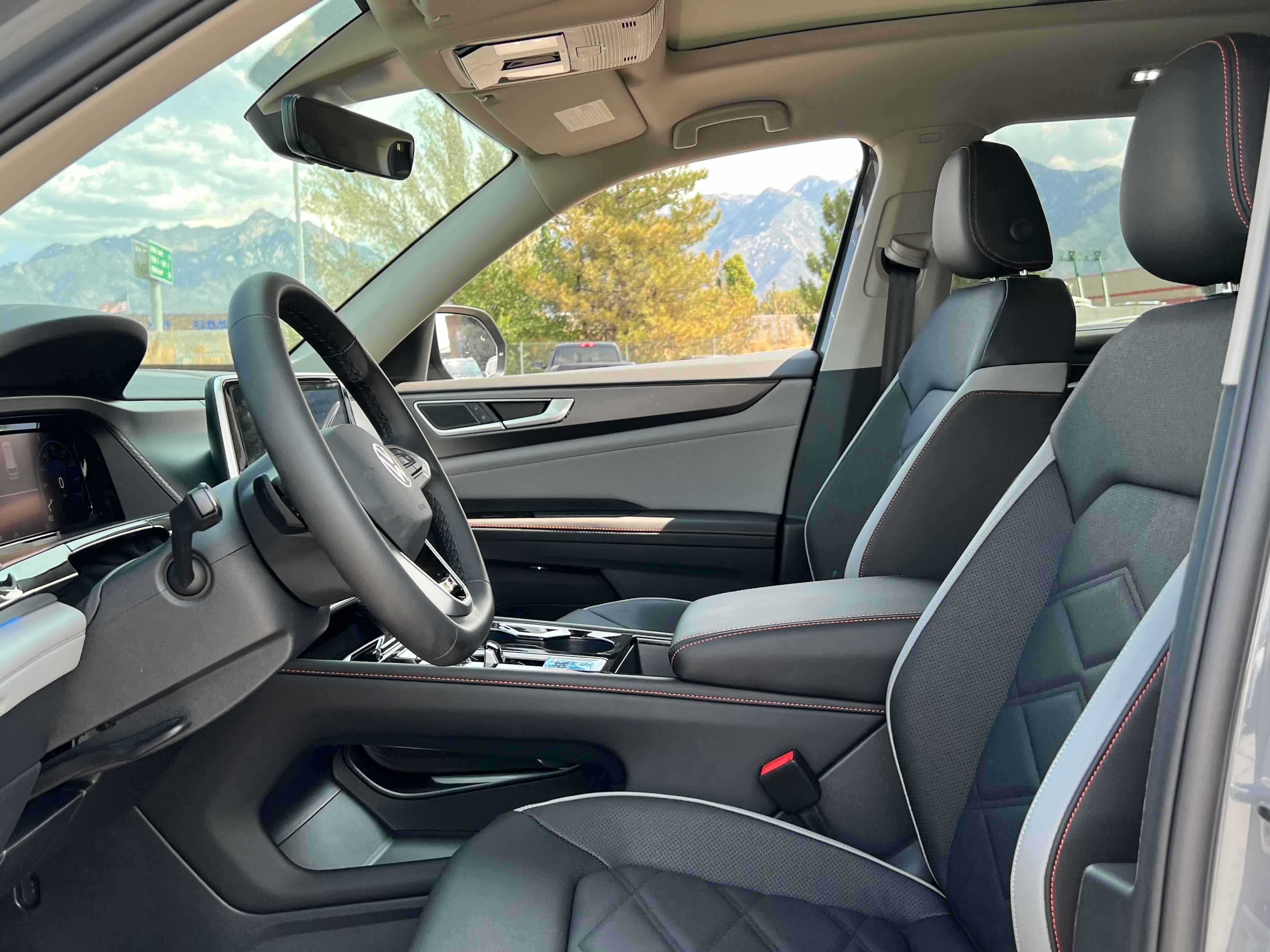 2026 Volkswagen Atlas 2.0T Peak Edition