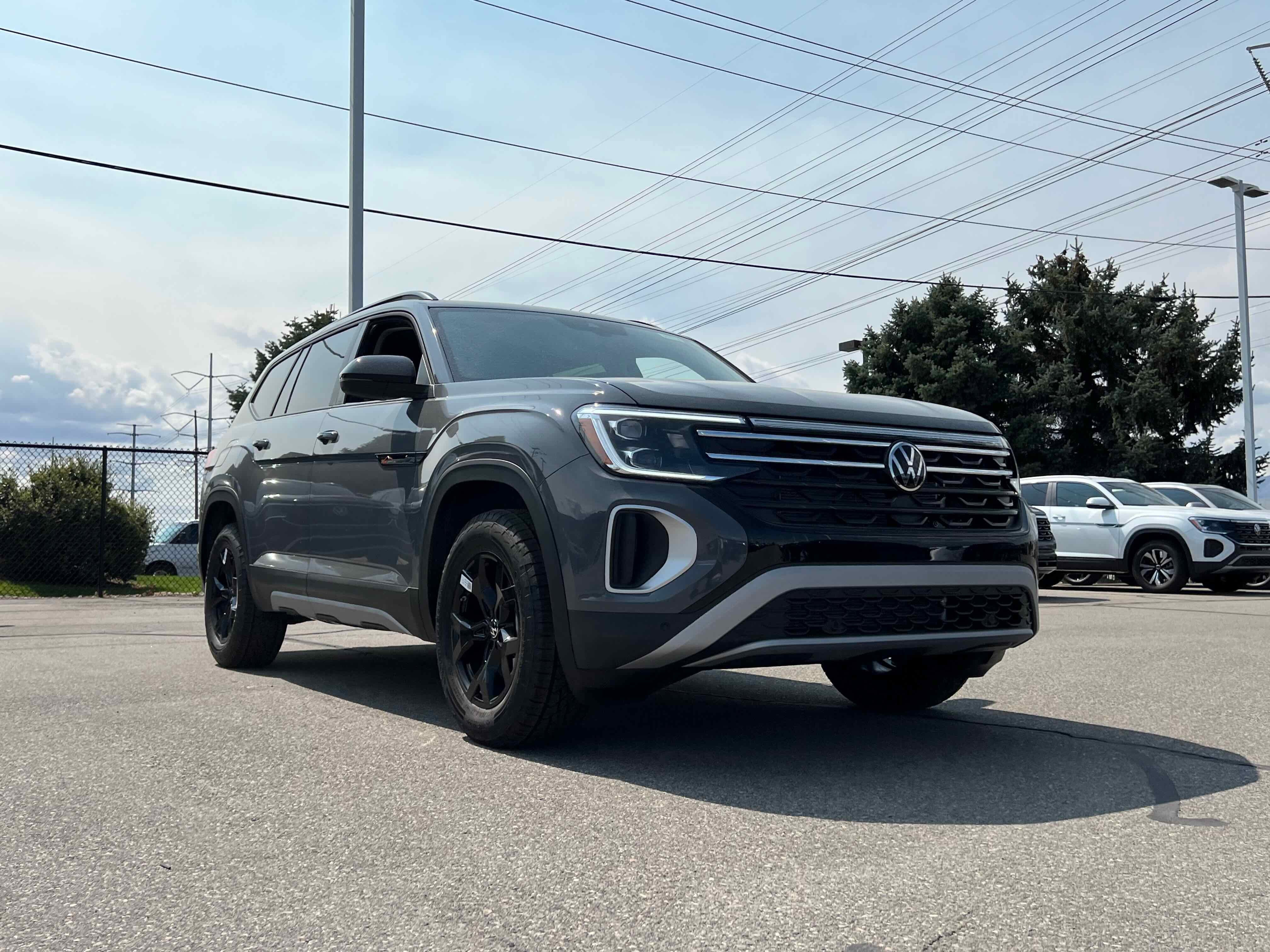 2026 Volkswagen Atlas 2.0T Peak Edition