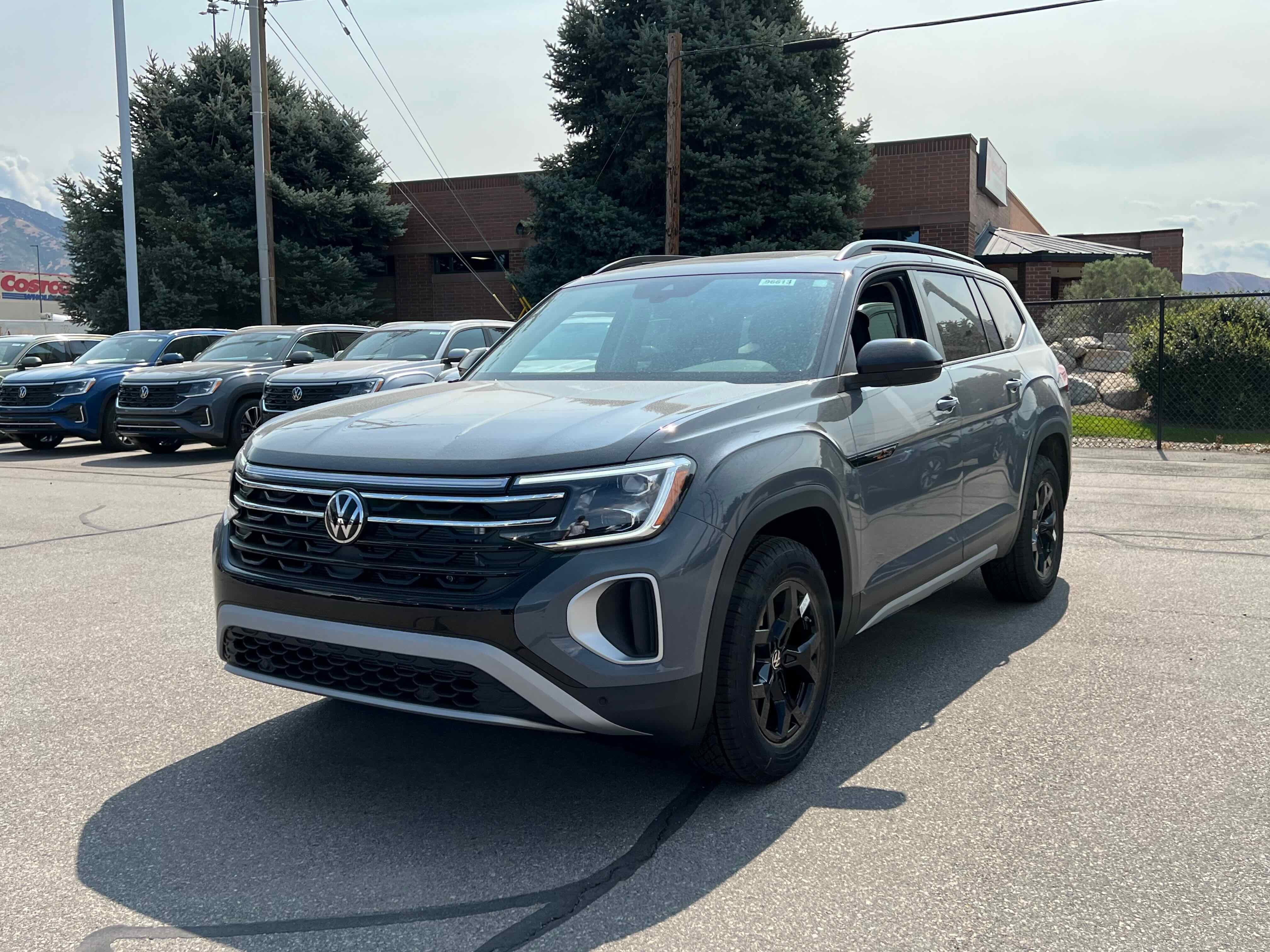 2026 Volkswagen Atlas 2.0T Peak Edition