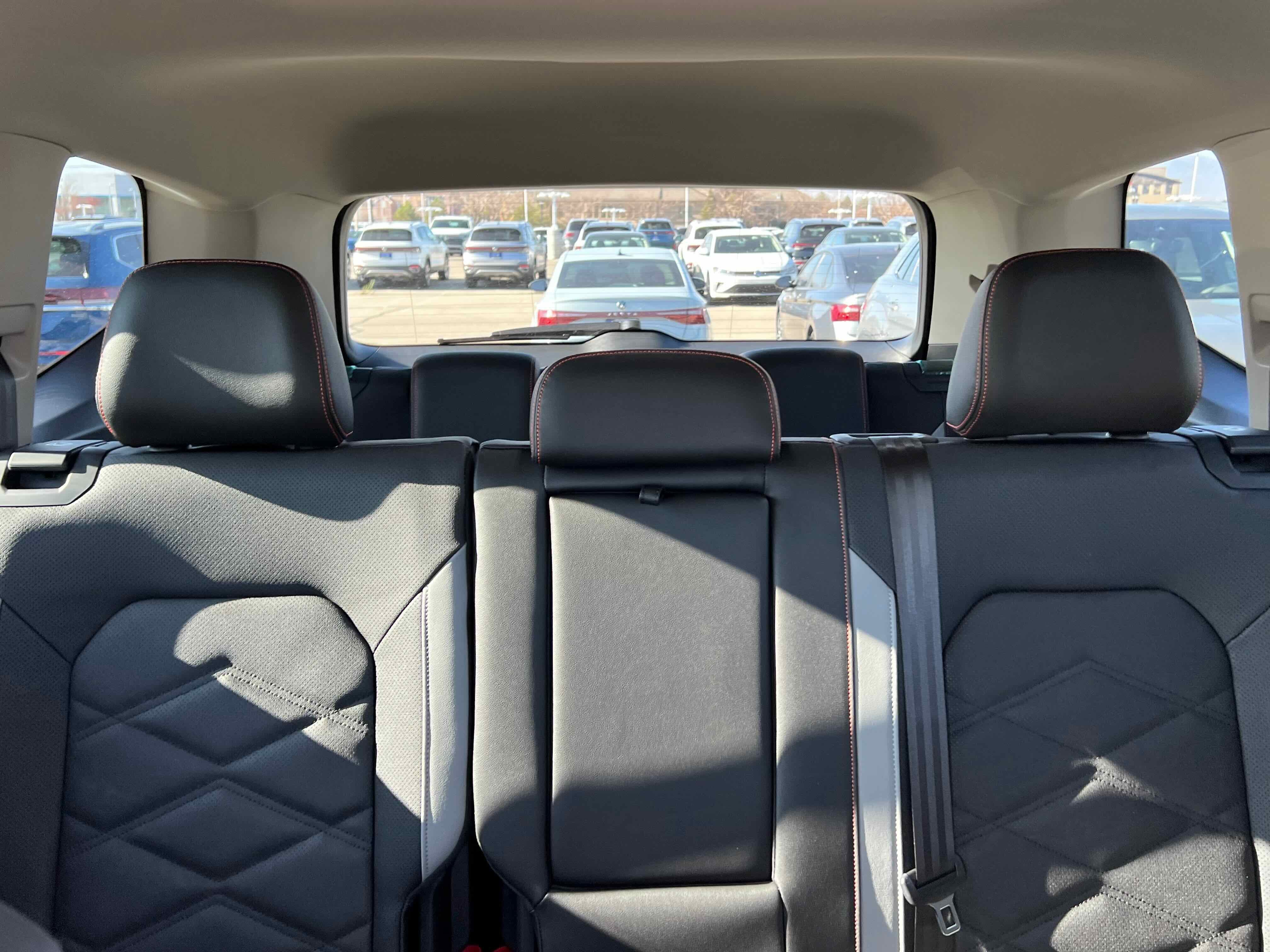 2026 Volkswagen Atlas 2.0T Peak Edition